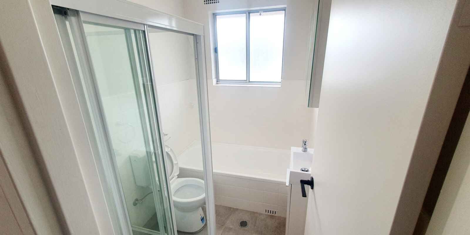 7/28 FLORA STREET Roselands