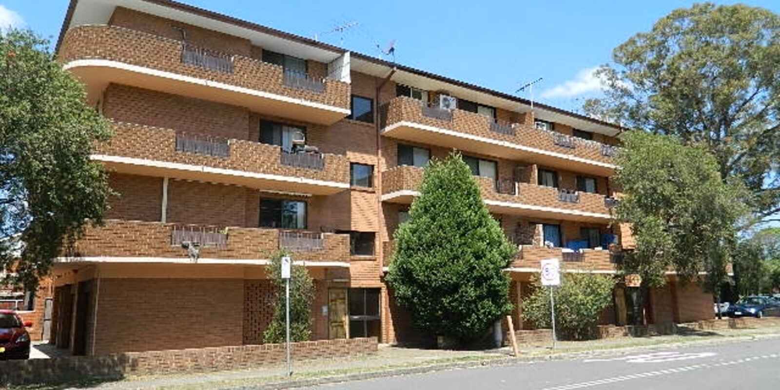 6/118 wattle Ave Carramar