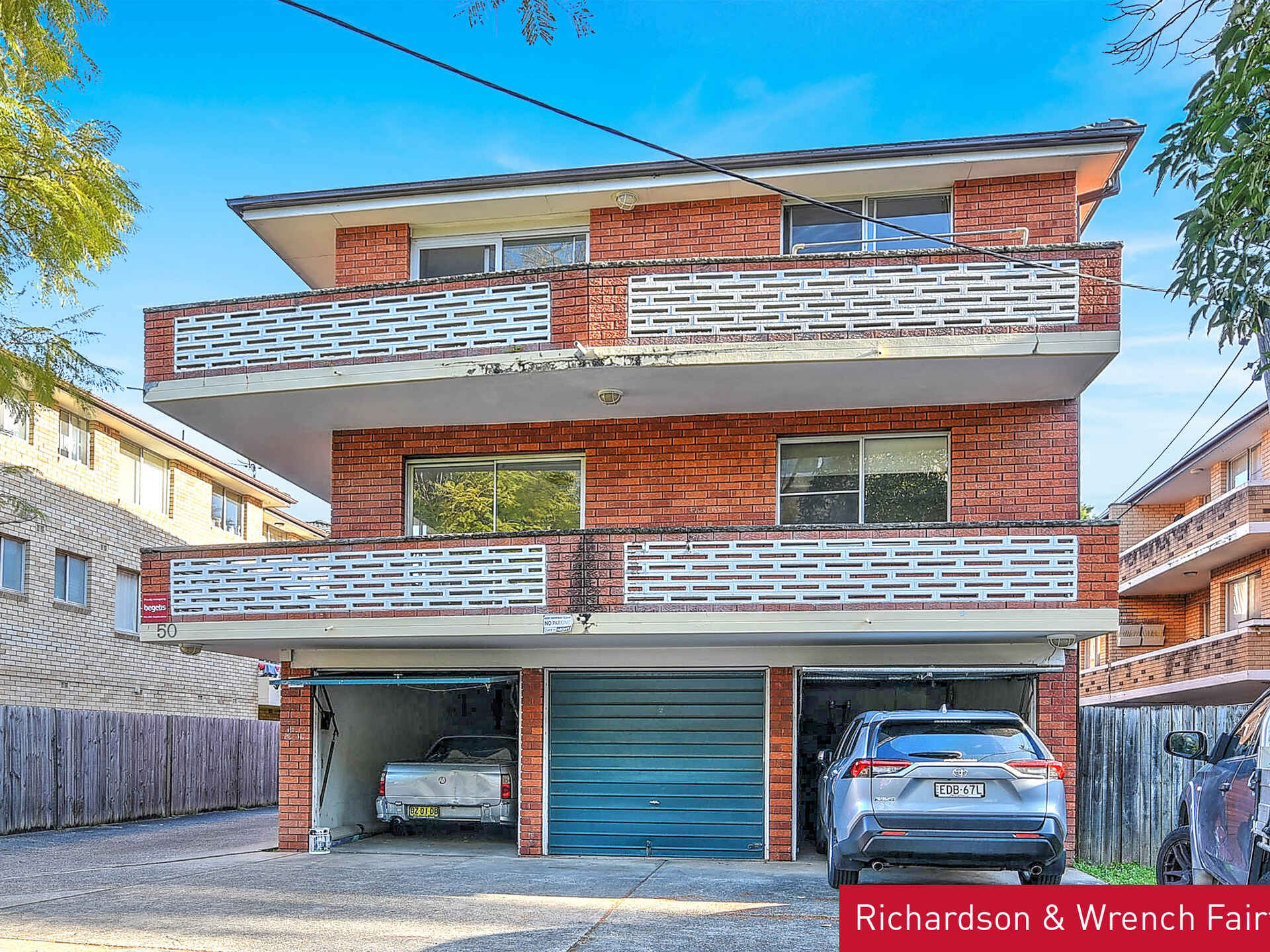 2/50 Burlington Road Homebush