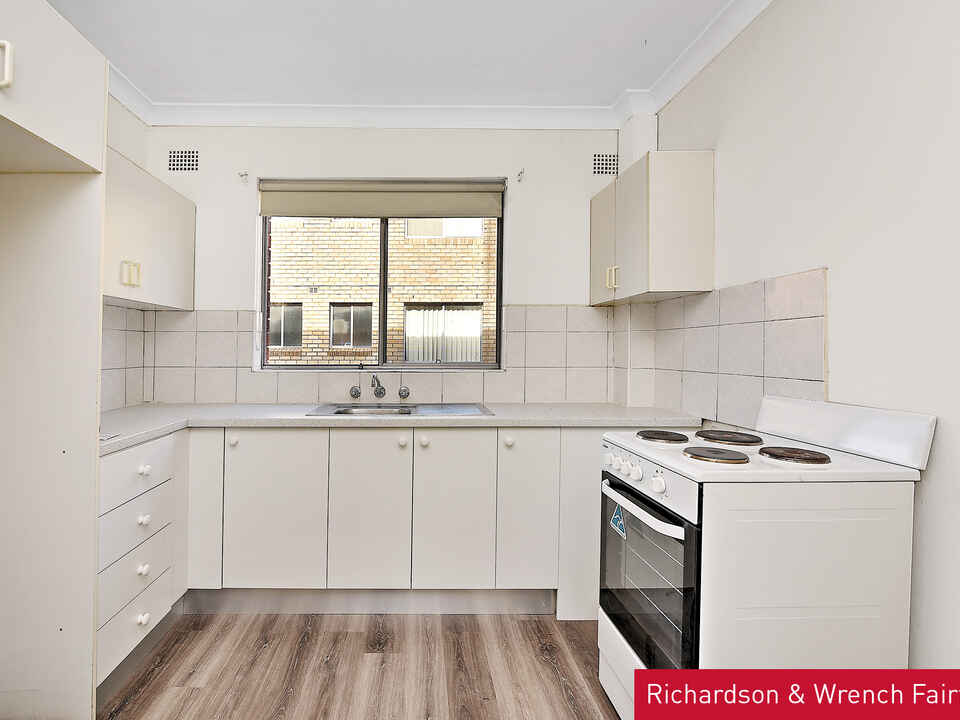 2/50 Burlington Road Homebush
