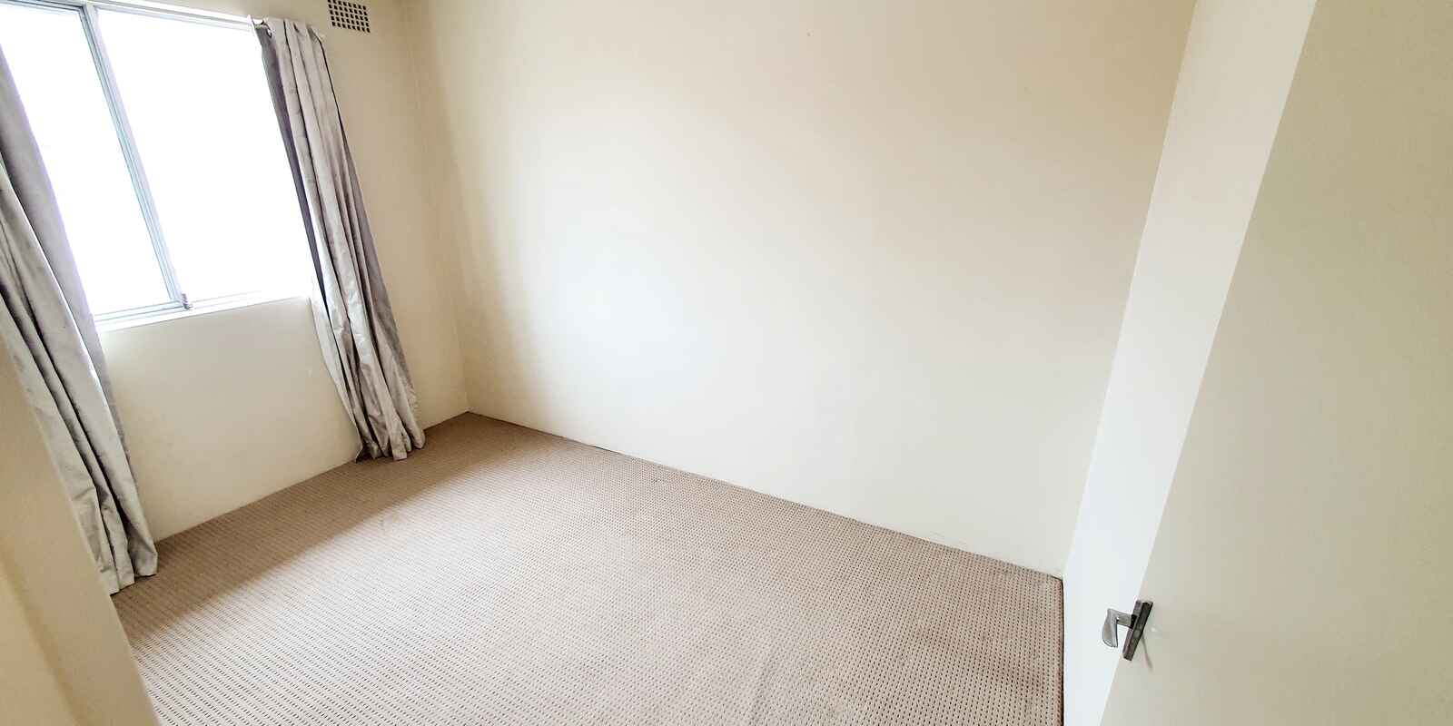 6/28 FLORA STREET Roselands