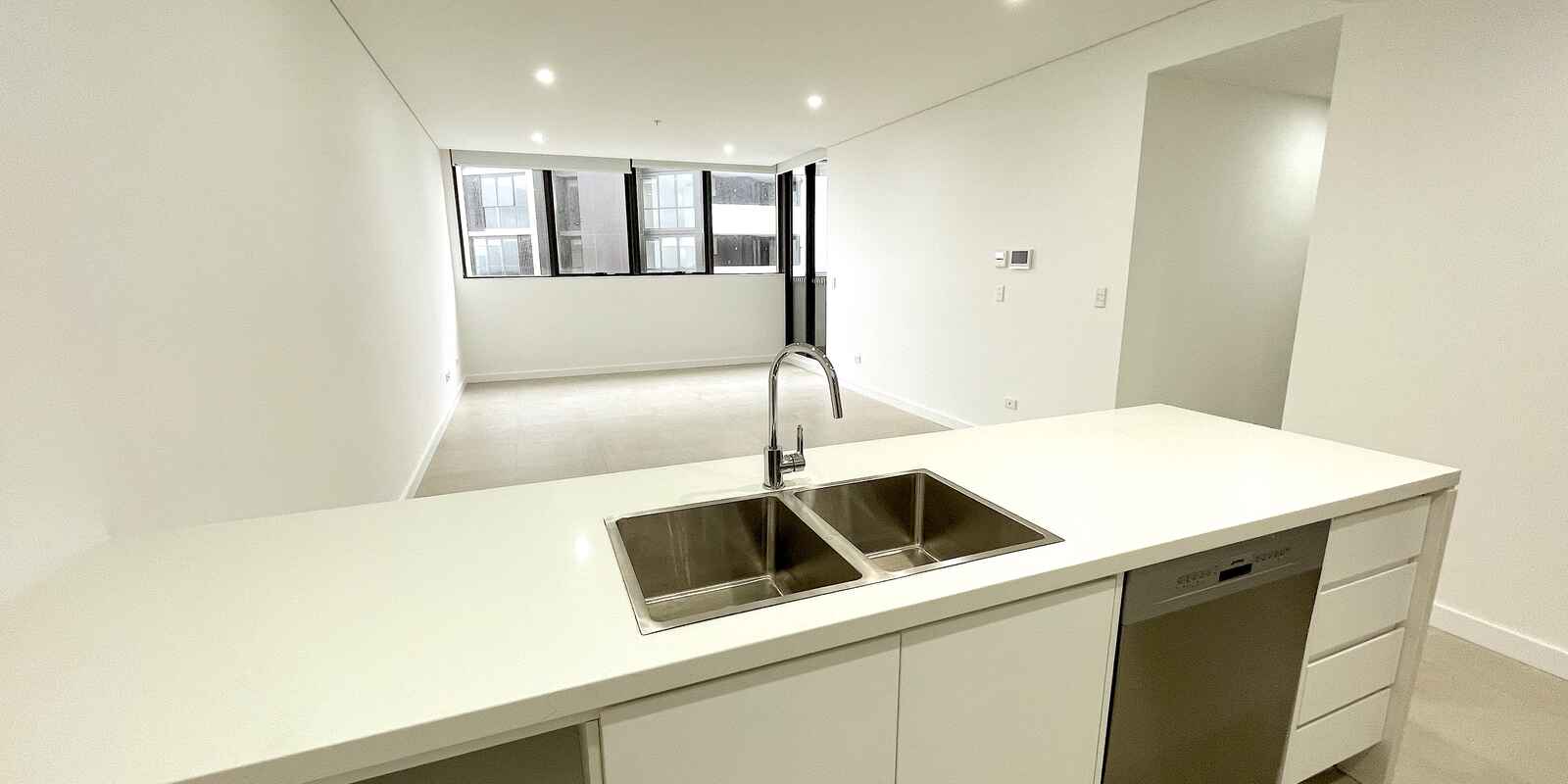 1420/9 Gay Street Castle Hill