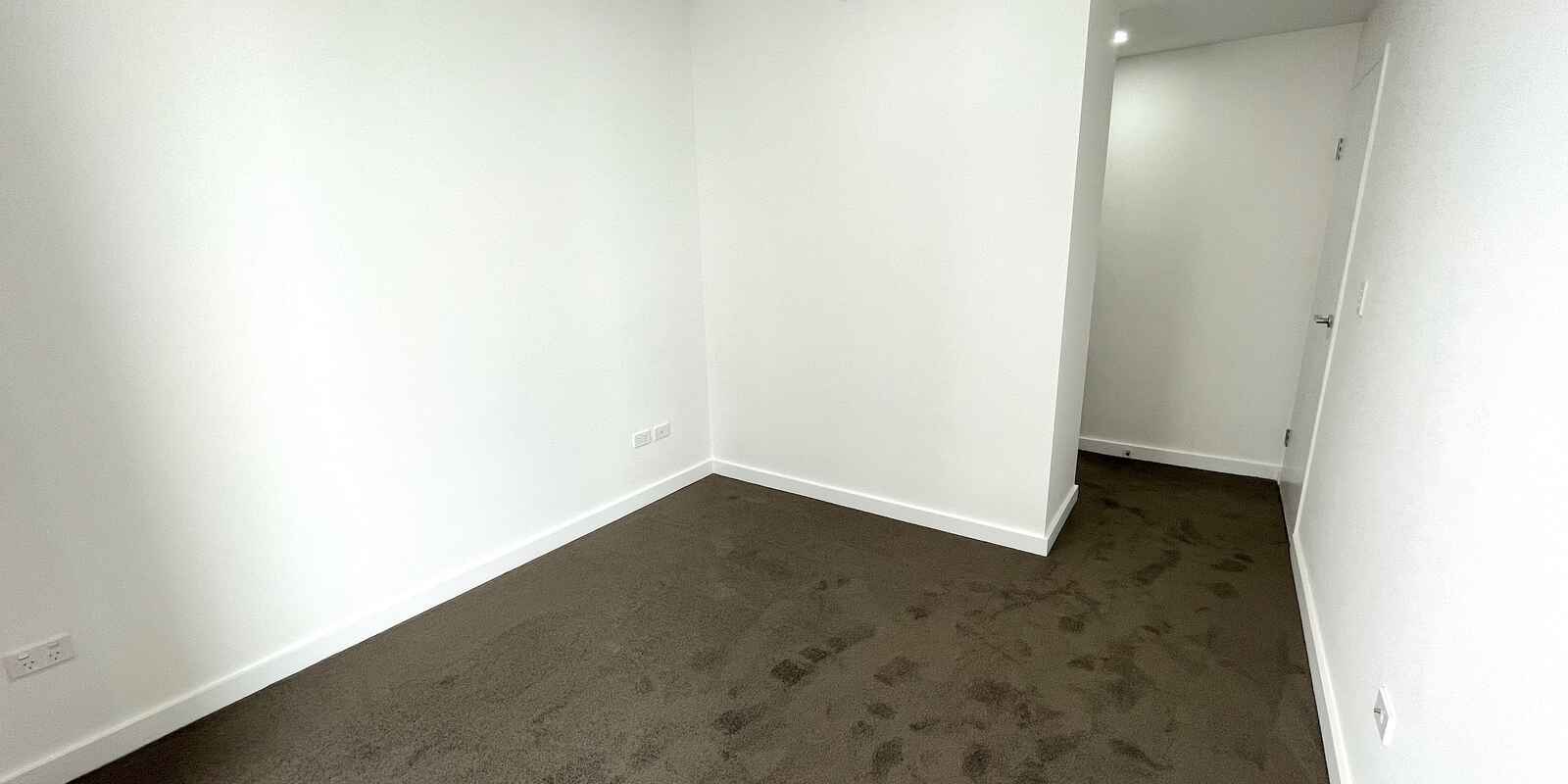1420/9 Gay Street Castle Hill