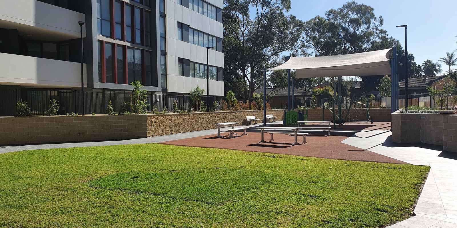 1420/9 Gay Street Castle Hill