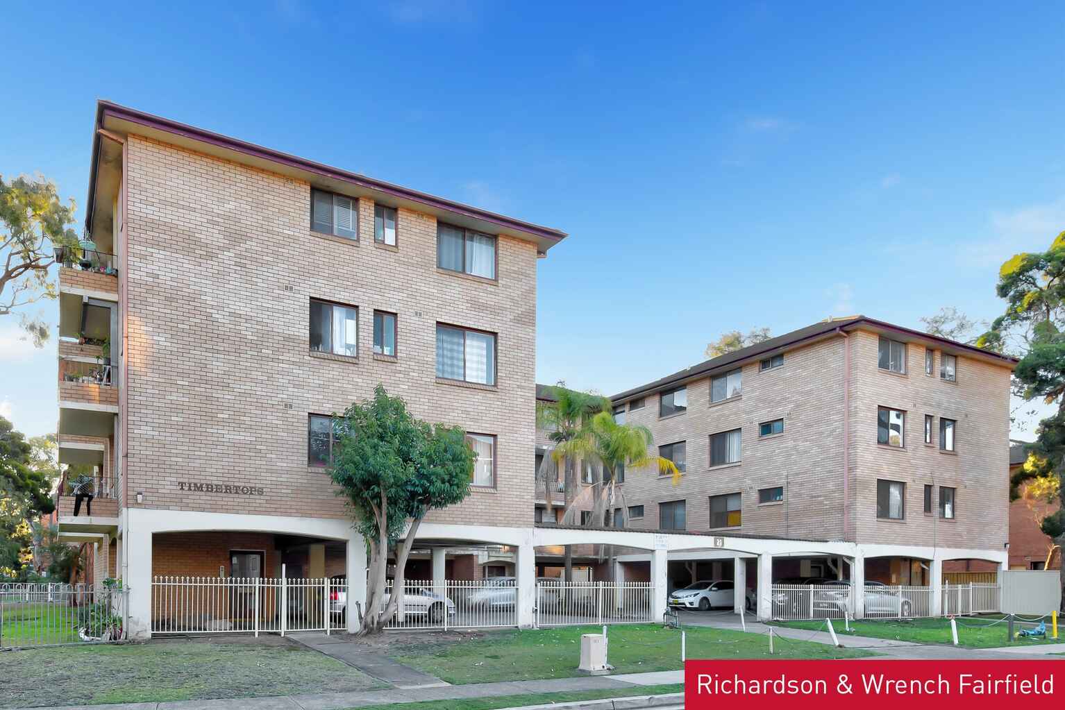 17/21 Equity Place Canley Vale