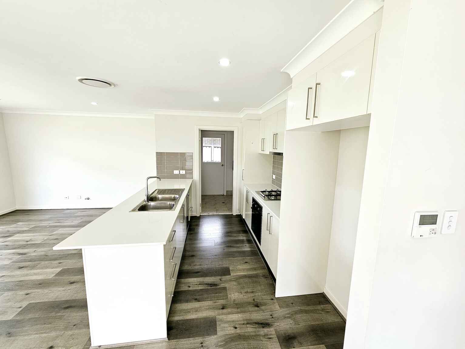 71 BELL STREET Thirlmere