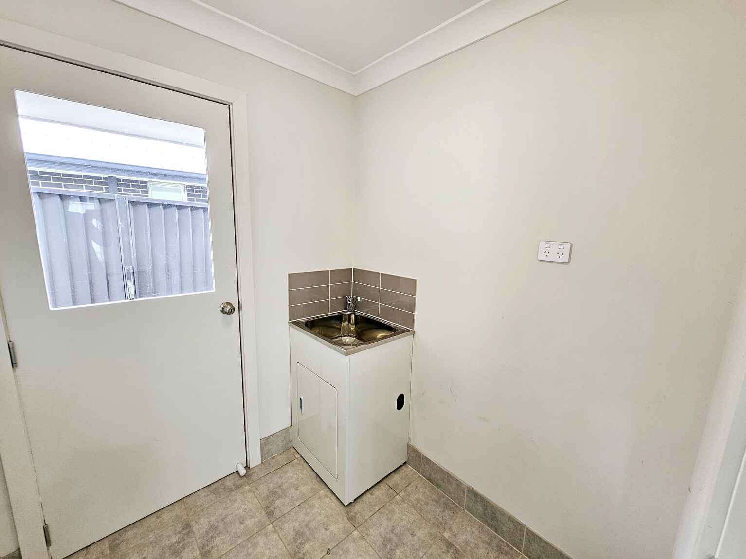 71 BELL STREET Thirlmere