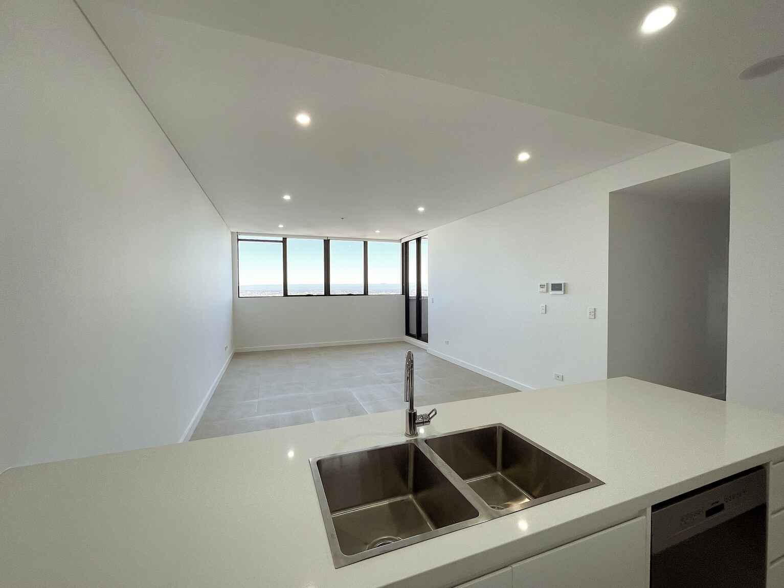 2210/9 Gay Street Castle Hill