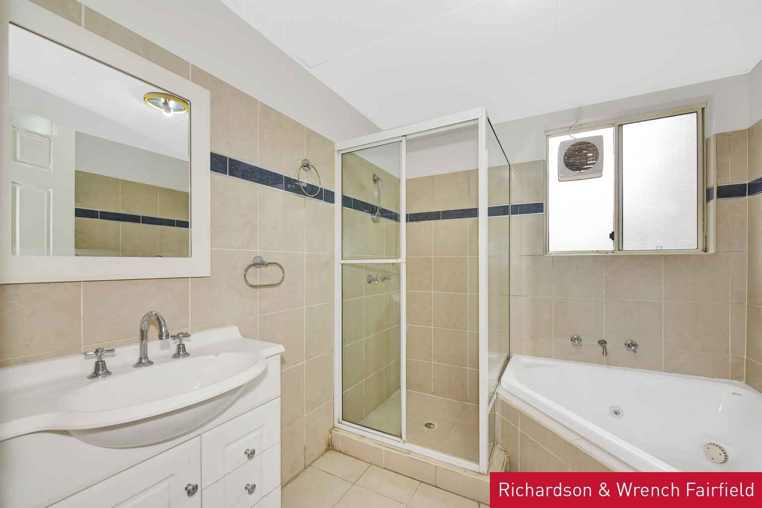 12/1 Cheriton Avenue Castle Hill