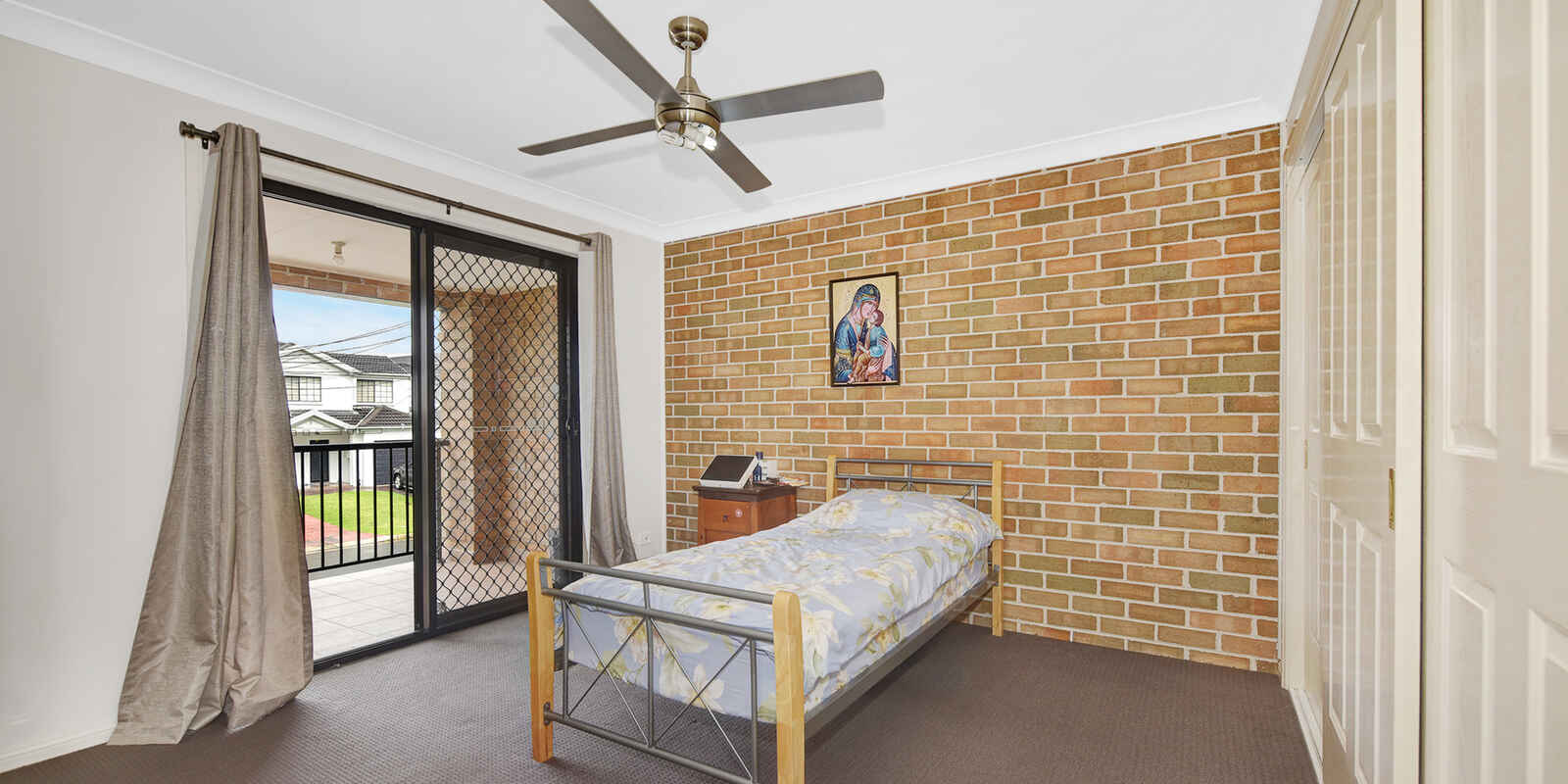 2/18 Beemera Street Fairfield Heights