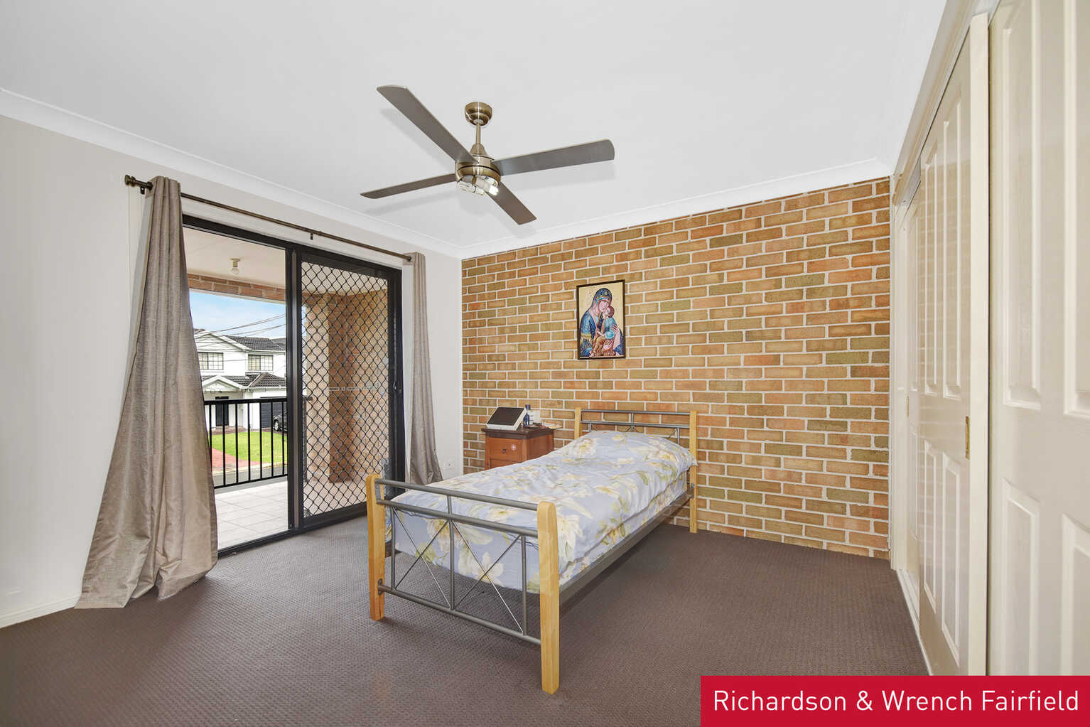 2/18 Beemera Street Fairfield Heights