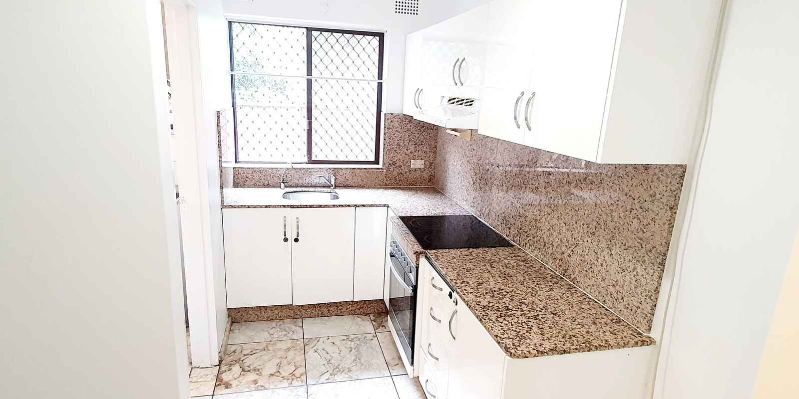 1/11 Ulverstone Street Fairfield