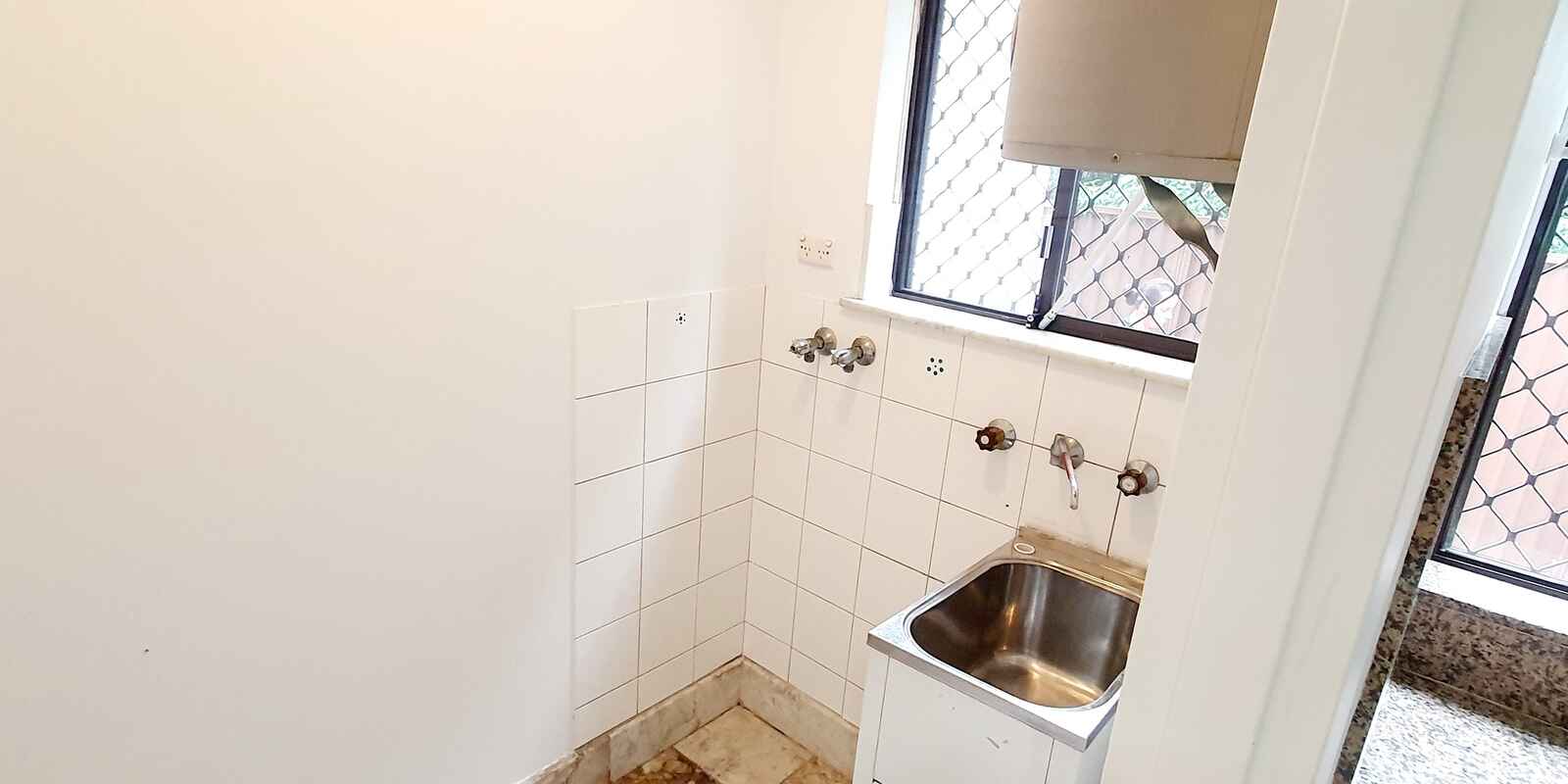 1/11 Ulverstone Street Fairfield