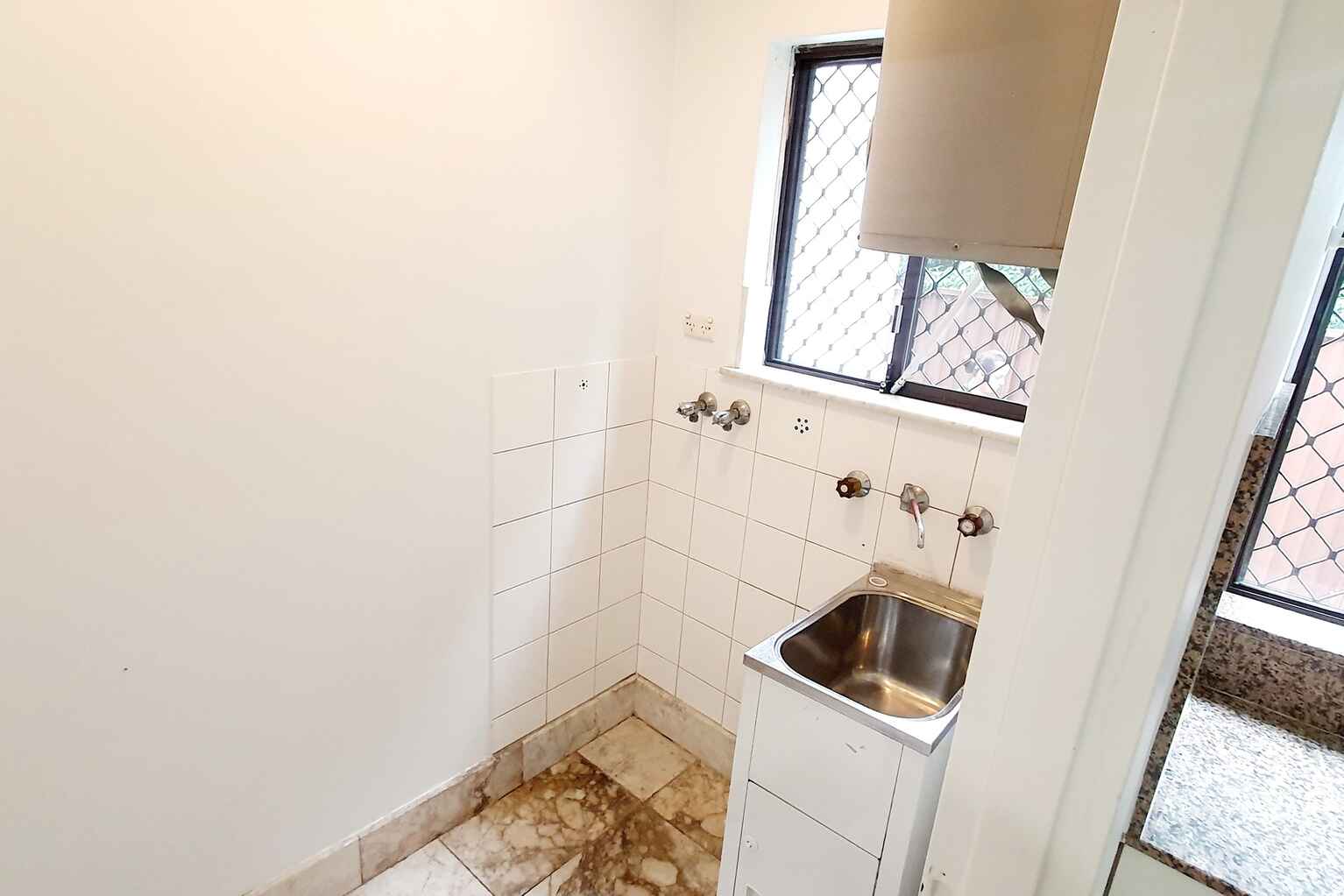 1/11 Ulverstone Street Fairfield