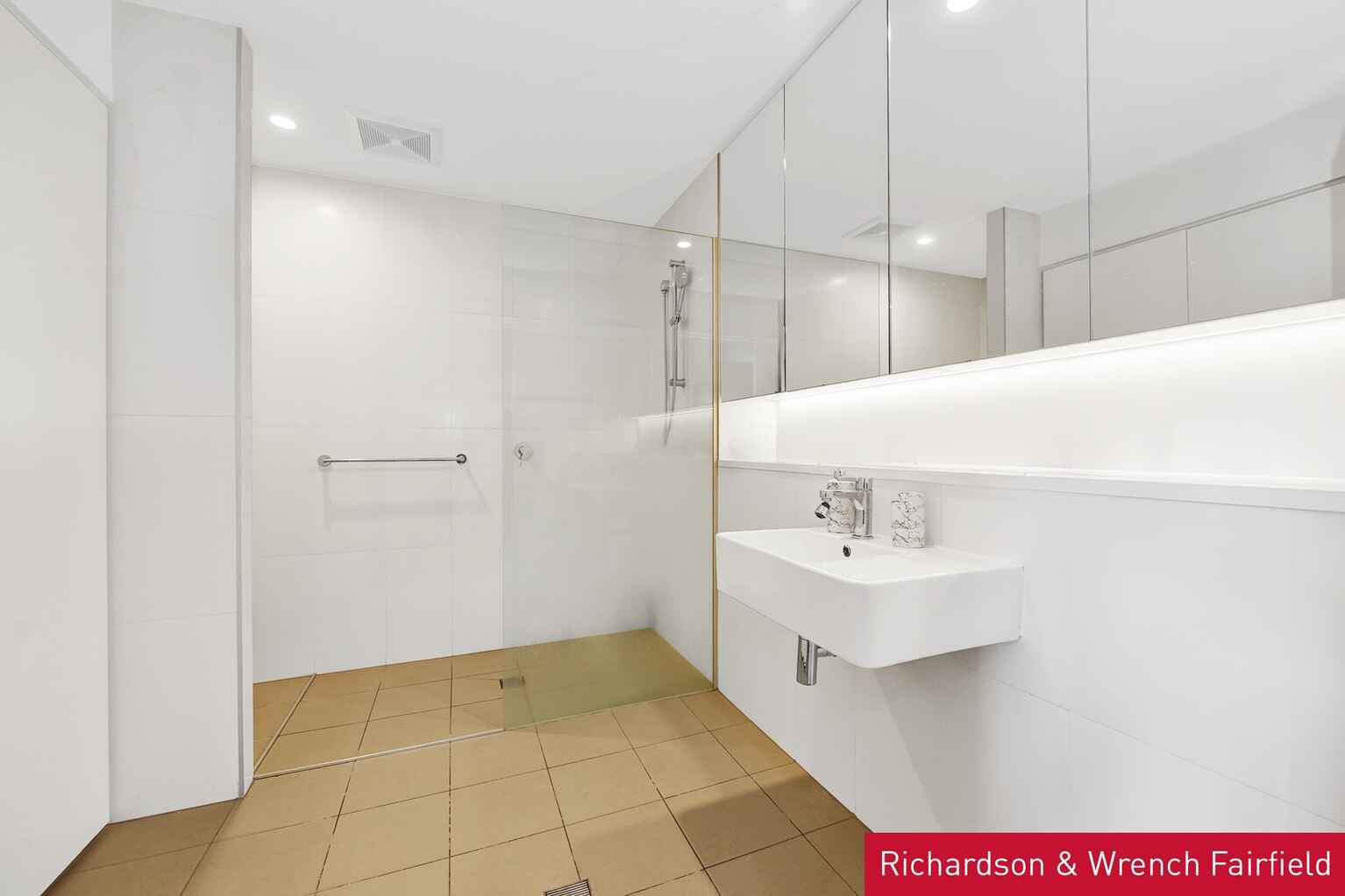 708/27C North Rocks Road North Rocks