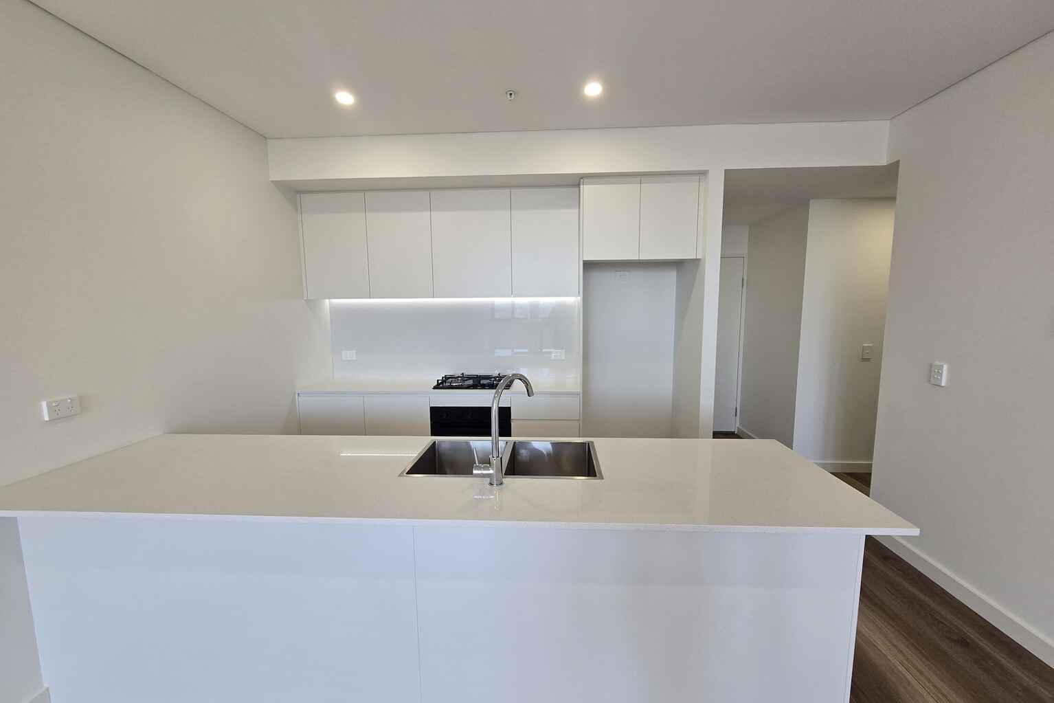 A801/8 The Crescent Fairfield