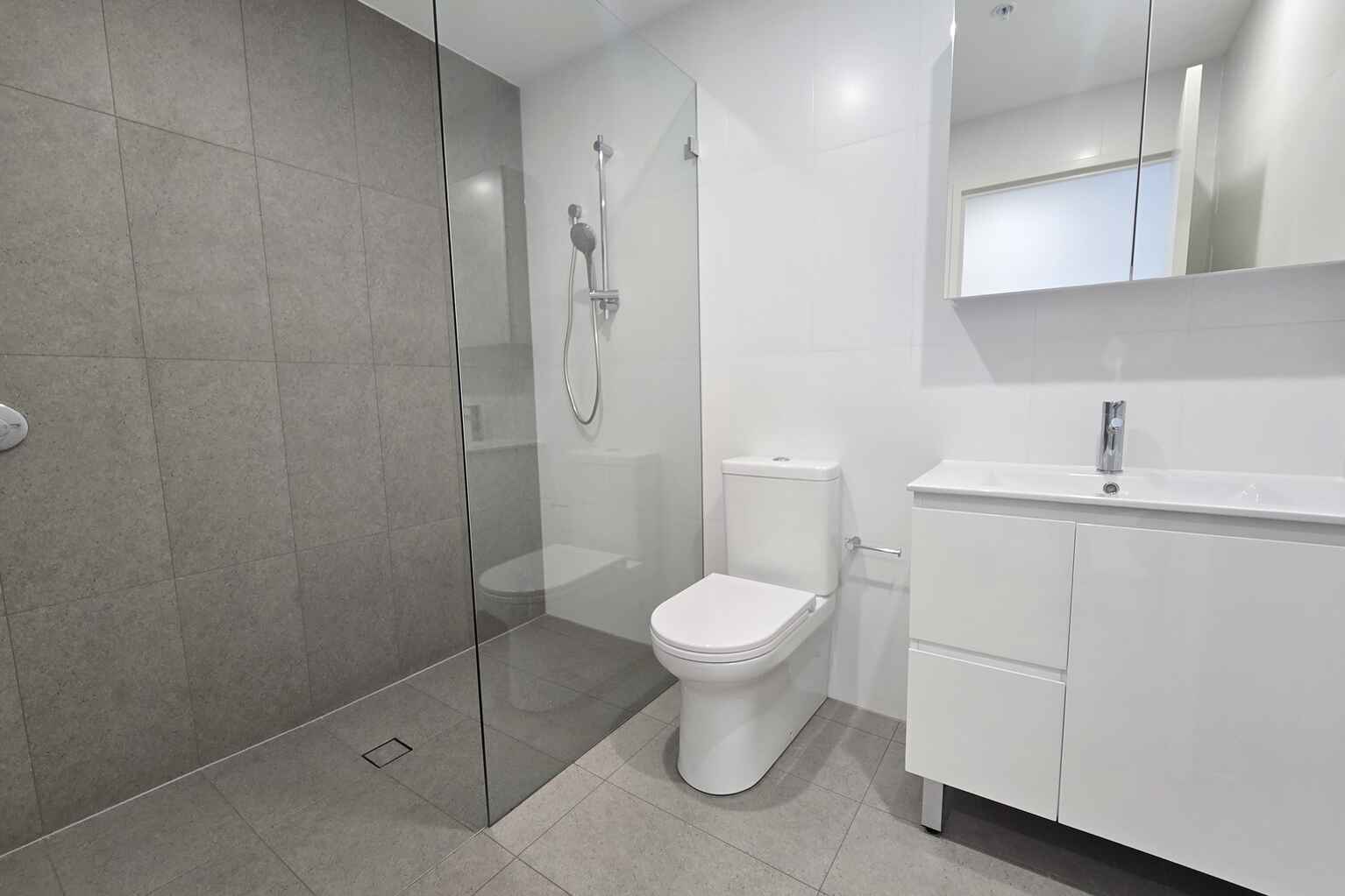 A801/8 The Crescent Fairfield