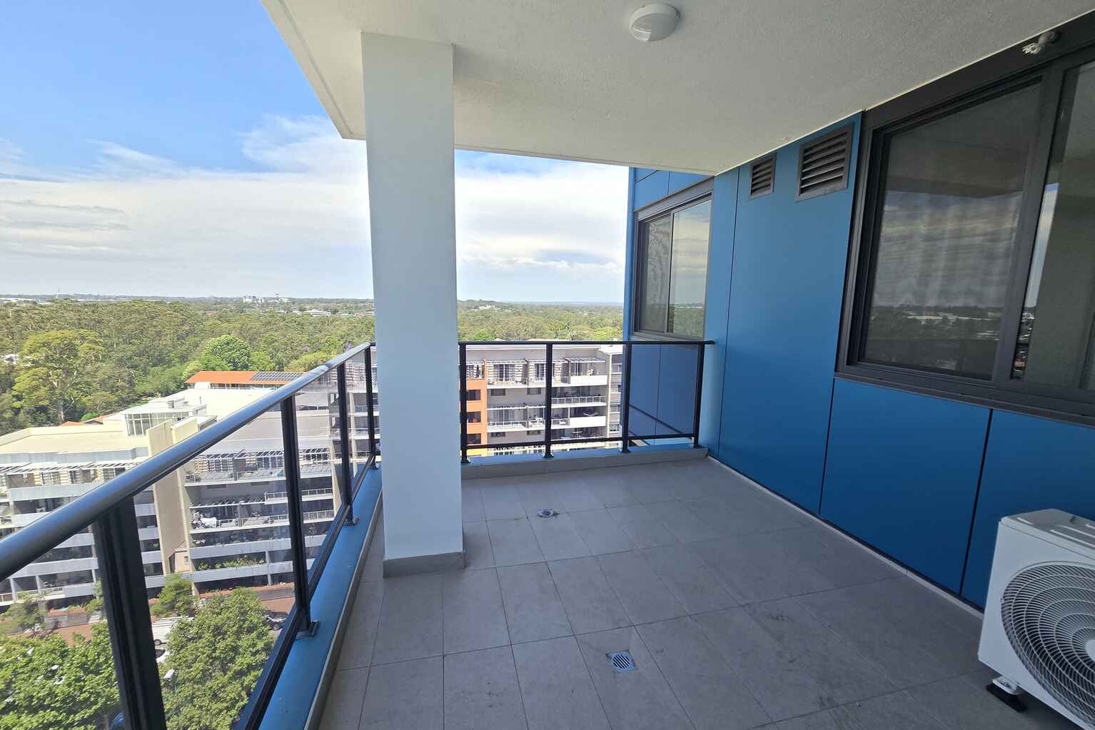 A1104/8 The Crescent Fairfield