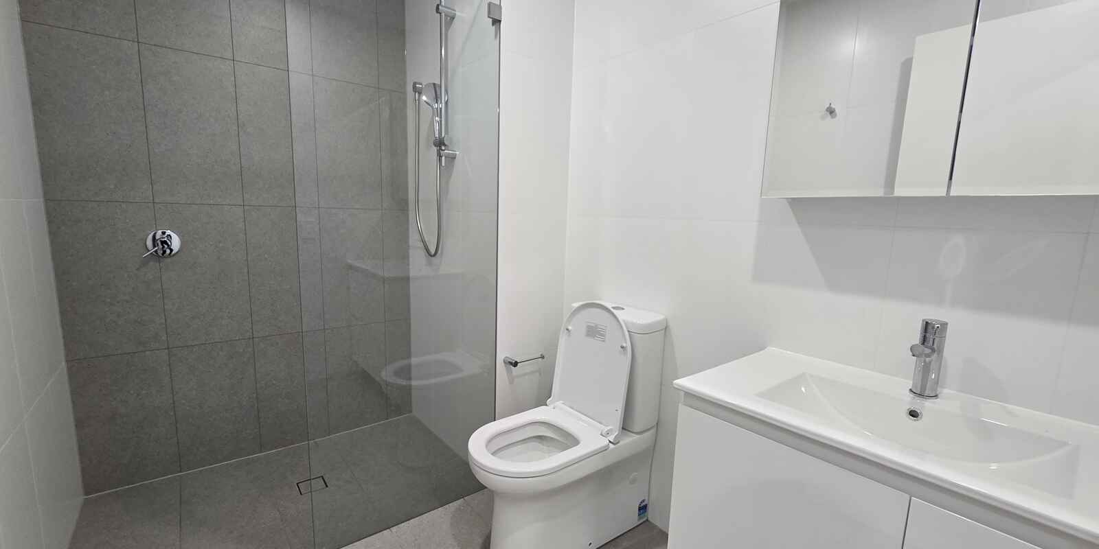 B604/6 The Crescent Fairfield