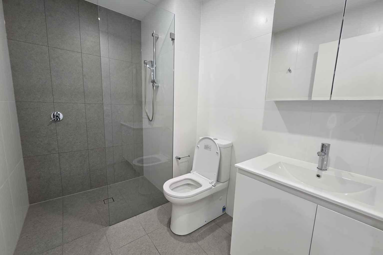 B604/6 The Crescent Fairfield