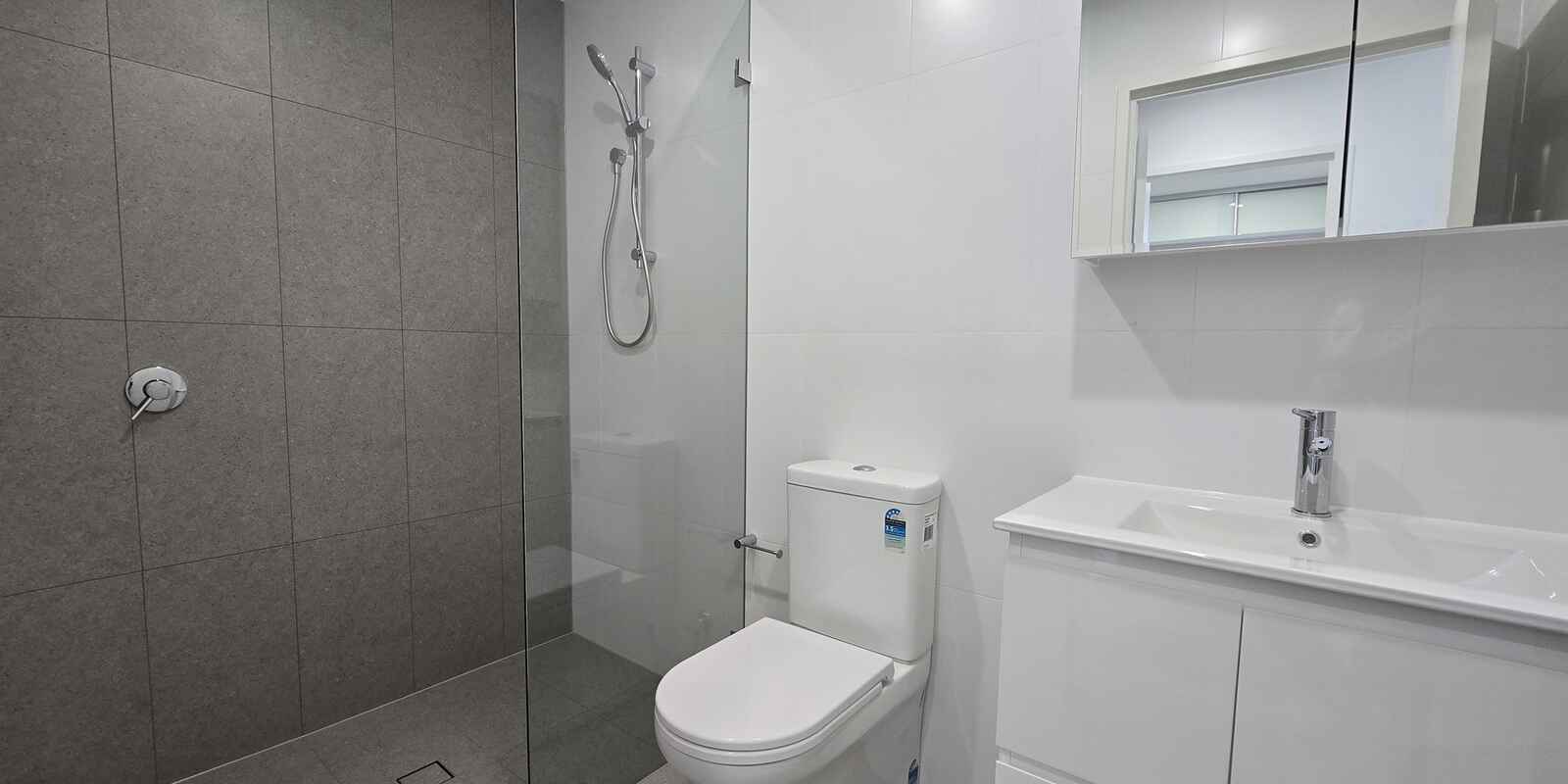 B604/6 The Crescent Fairfield