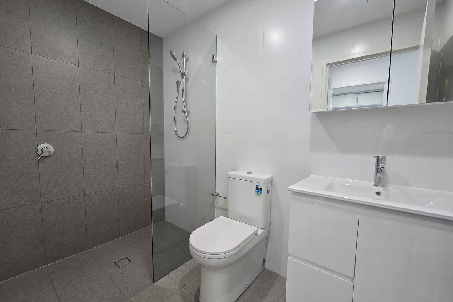 B604/6 The Crescent Fairfield