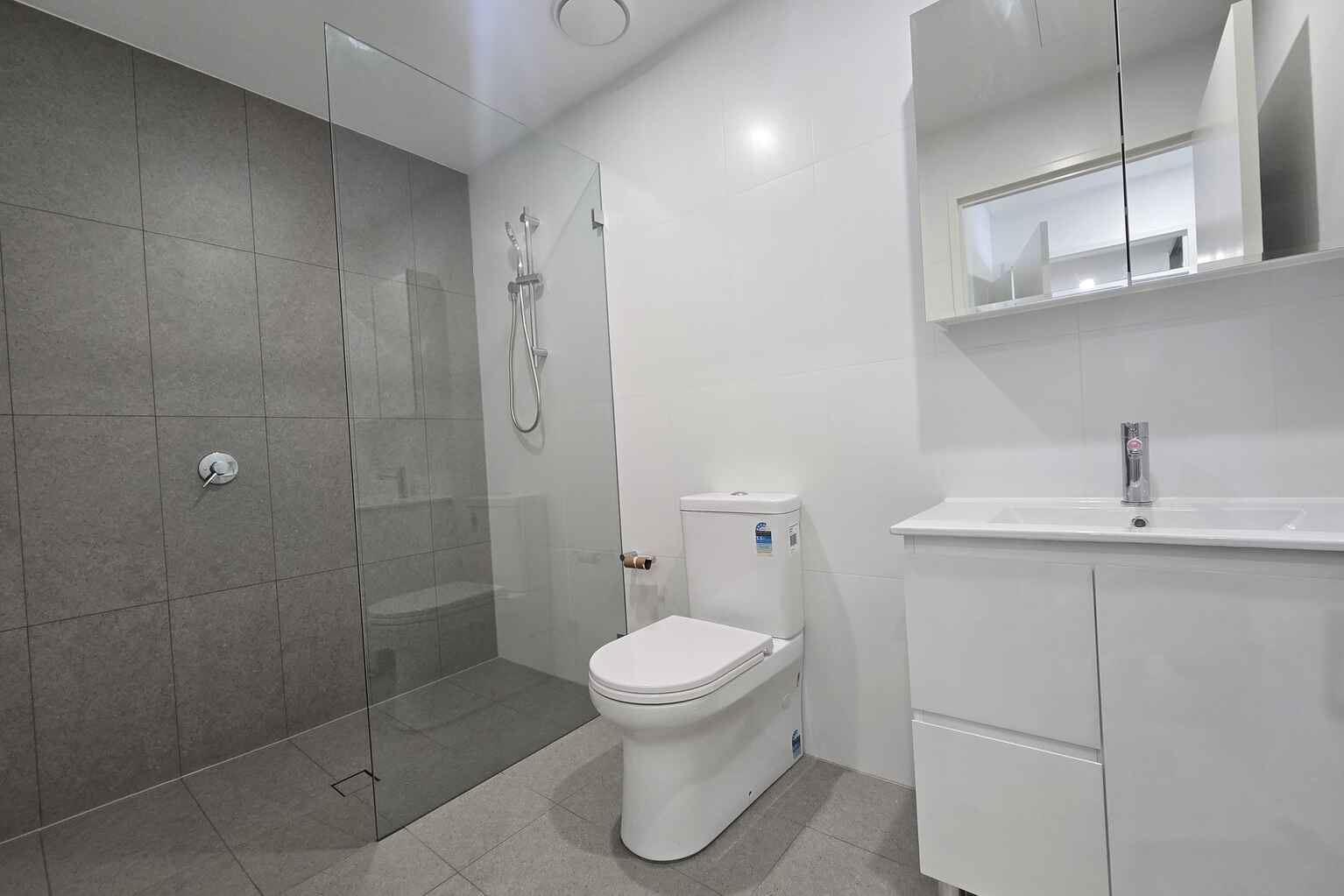 B605/6 The Crescent Fairfield