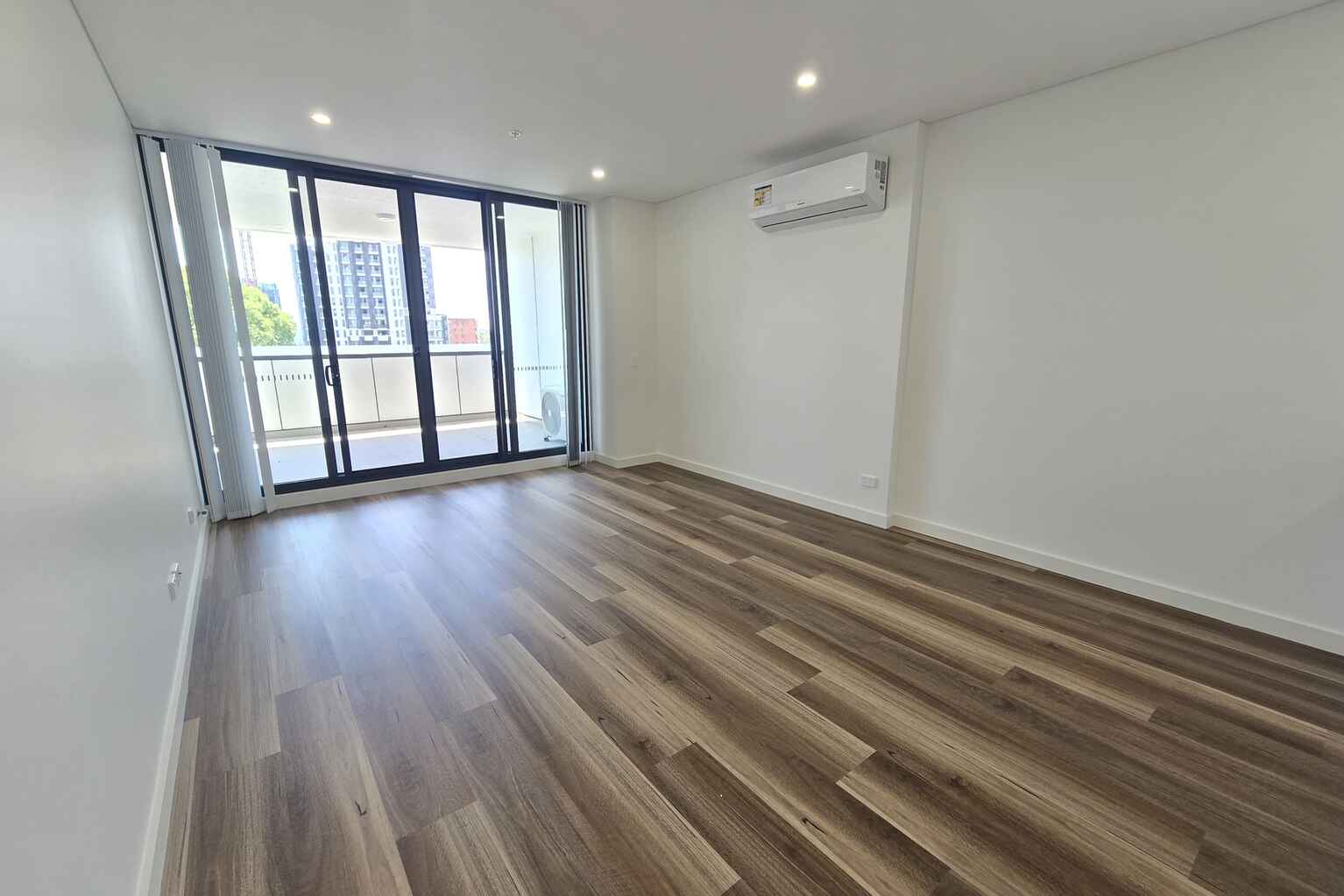 B606/6 The Crescent Fairfield