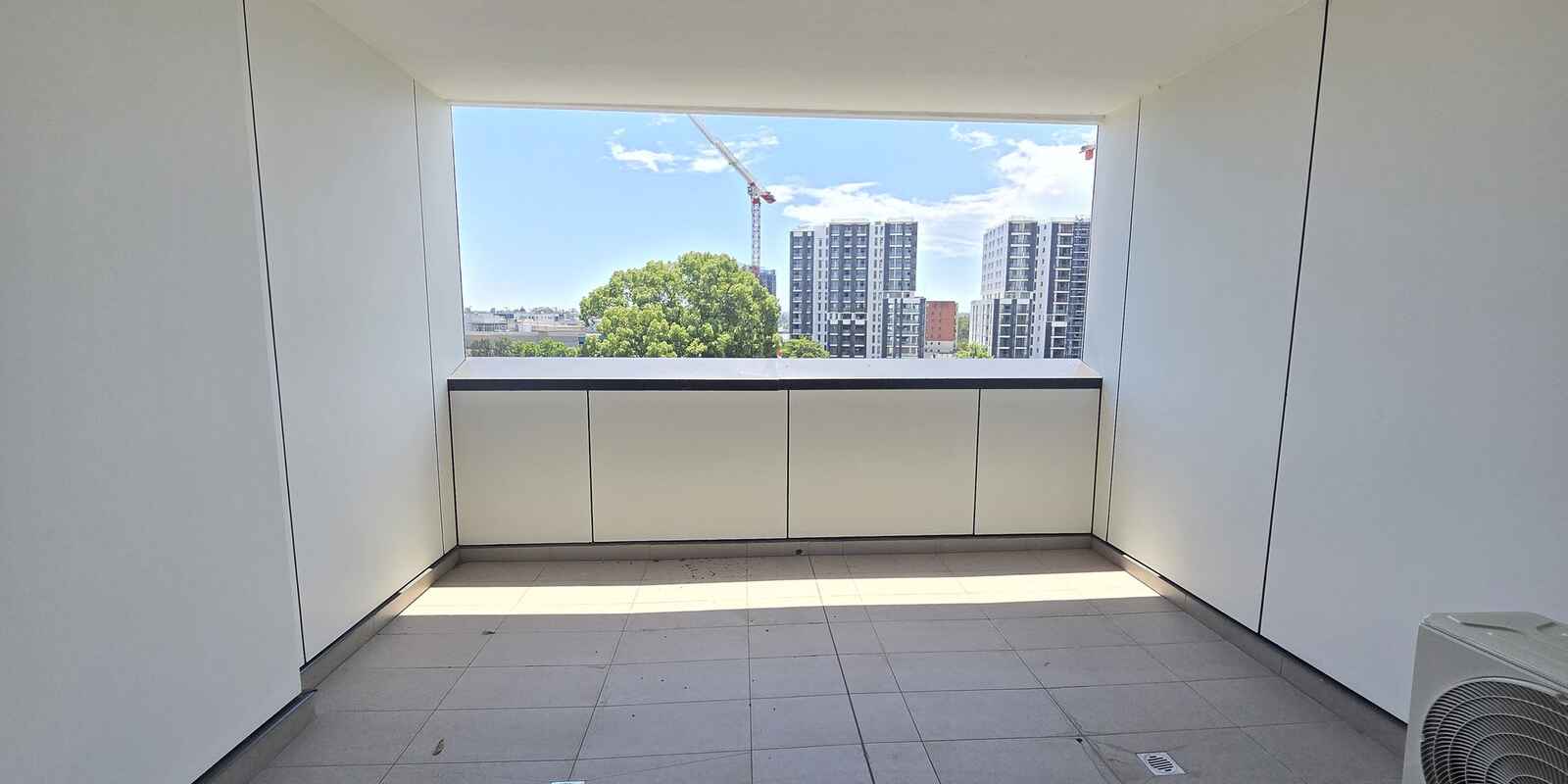 B606/6 The Crescent Fairfield