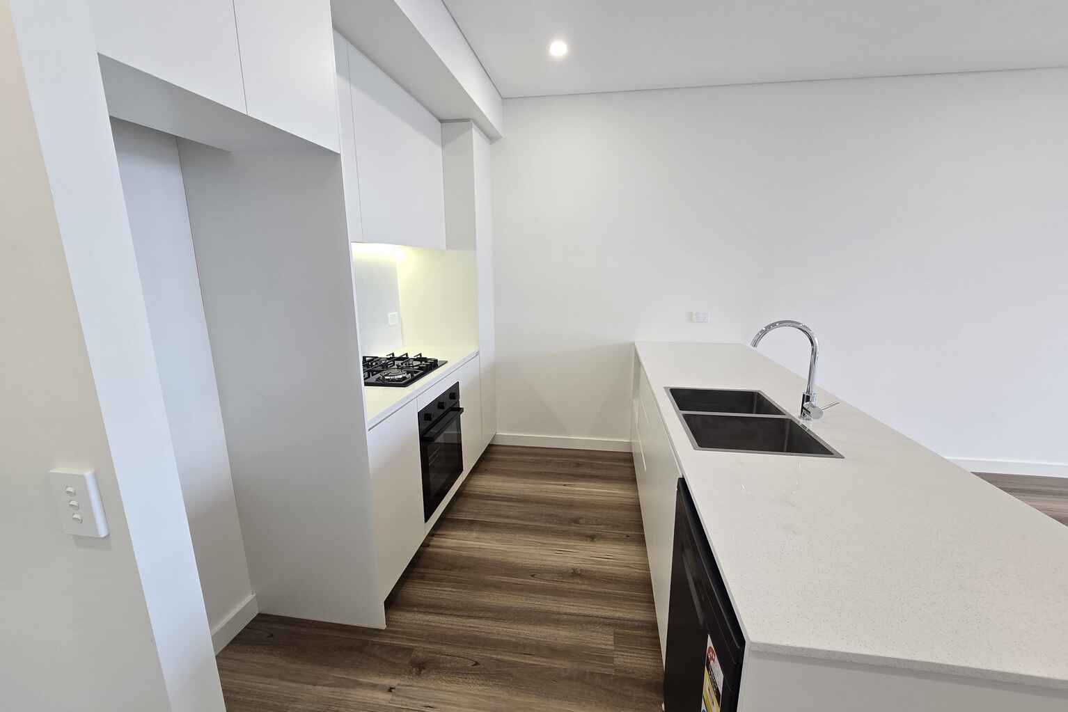 B702/6 The Crescent Fairfield