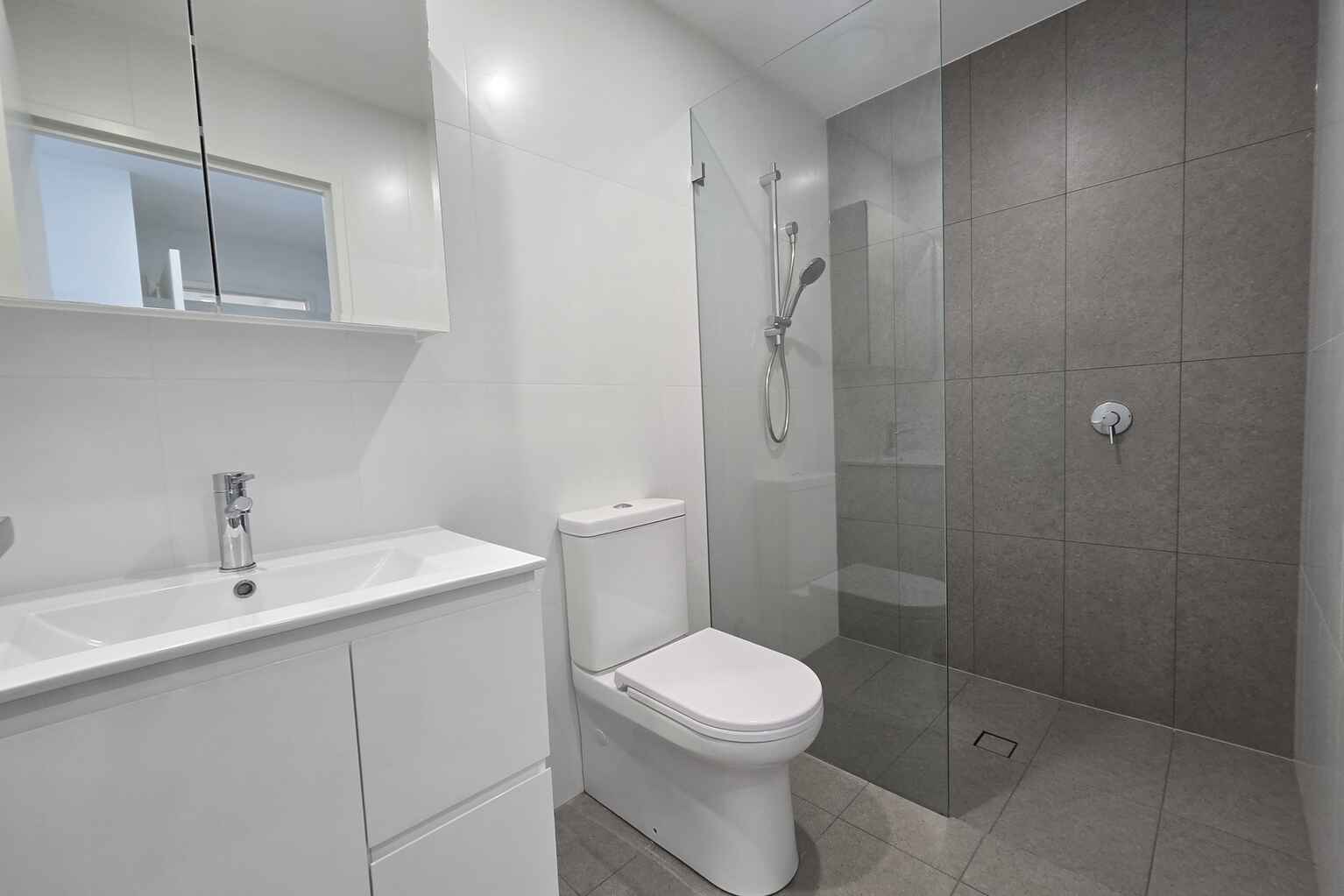 B703/6 The Crescent Fairfield