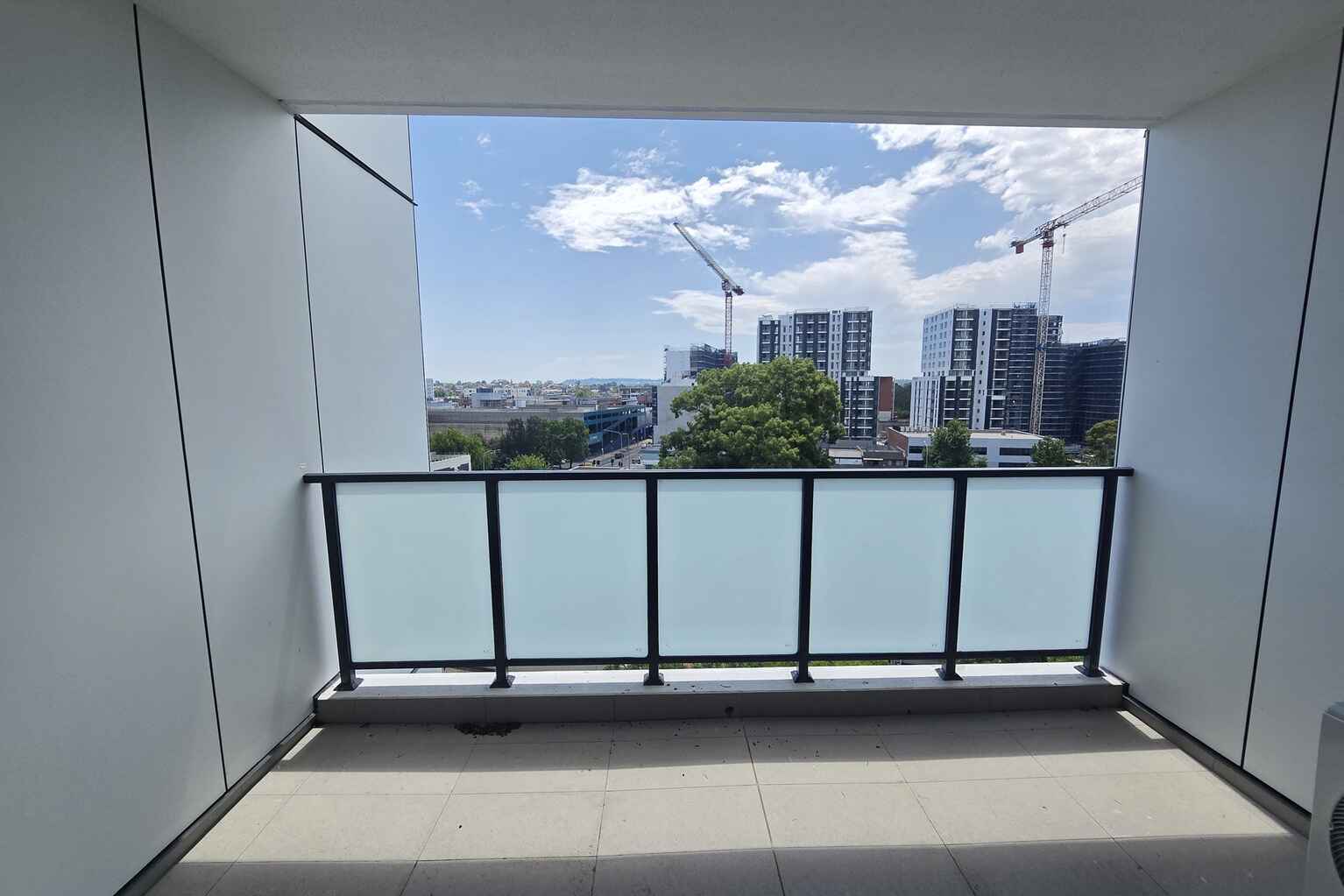 B703/6 The Crescent Fairfield