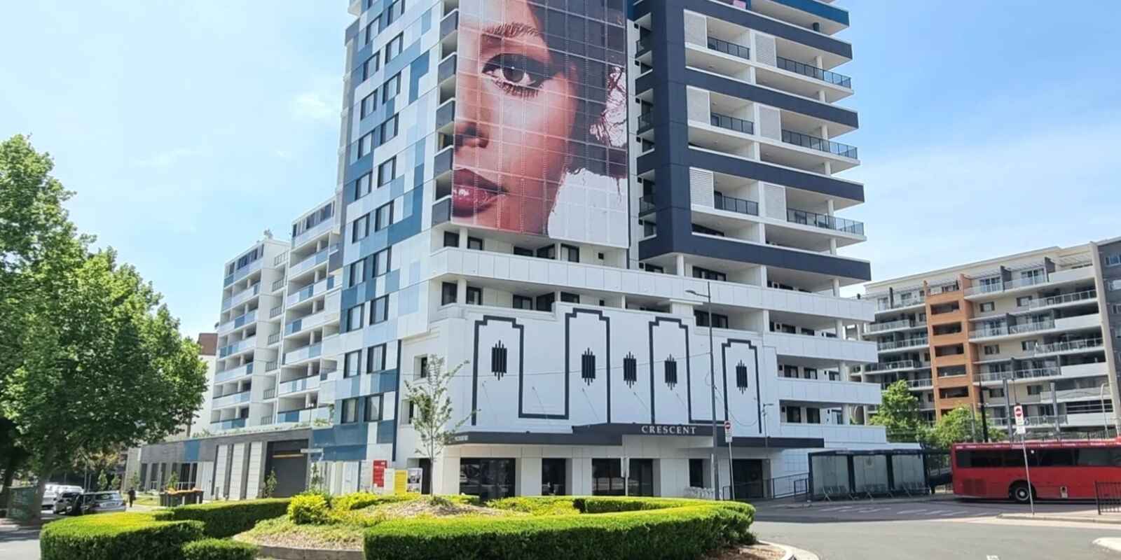 A1104/8 The Crescent Fairfield