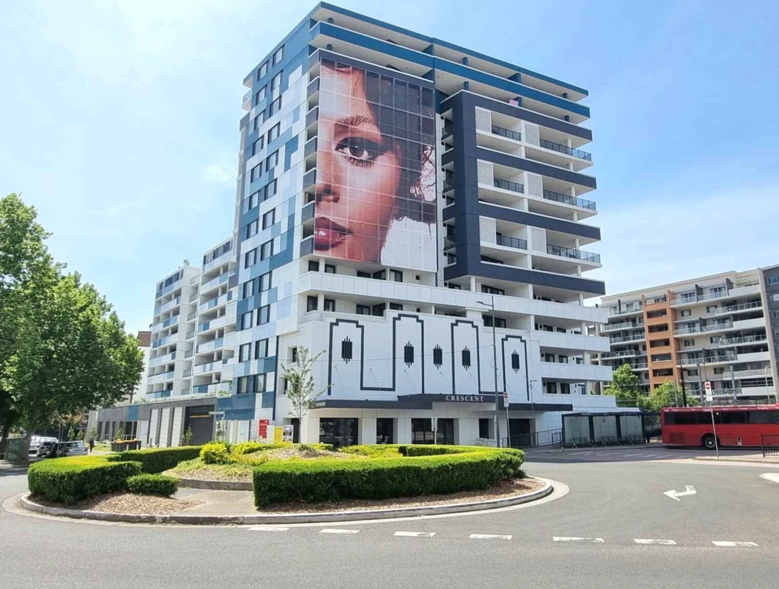 A1104/8 The Crescent Fairfield