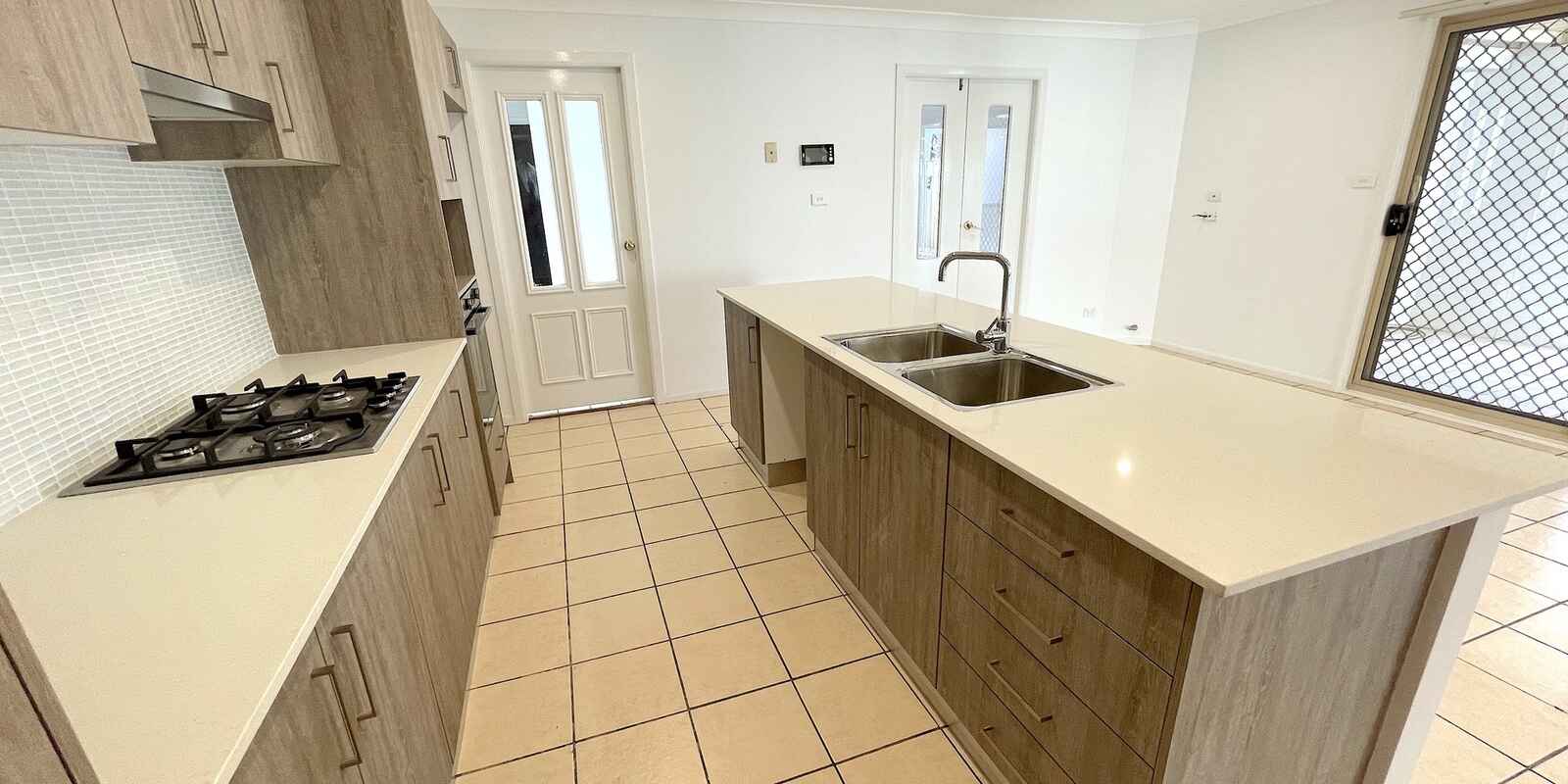 89 Parkwood Street Plumpton