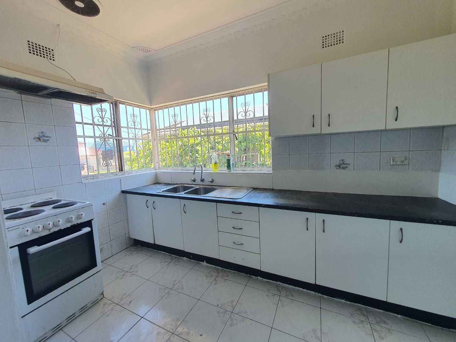 13 Myddleton Avenue Fairfield