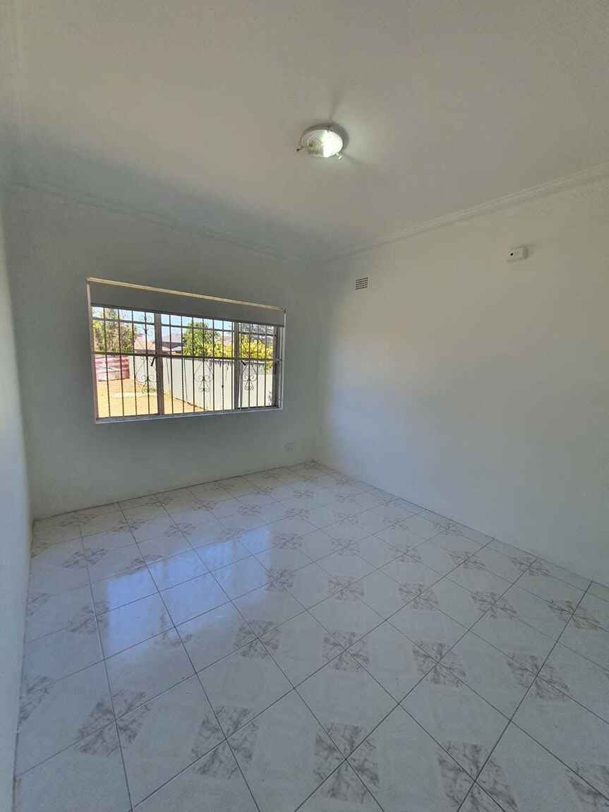 13 Myddleton Avenue Fairfield