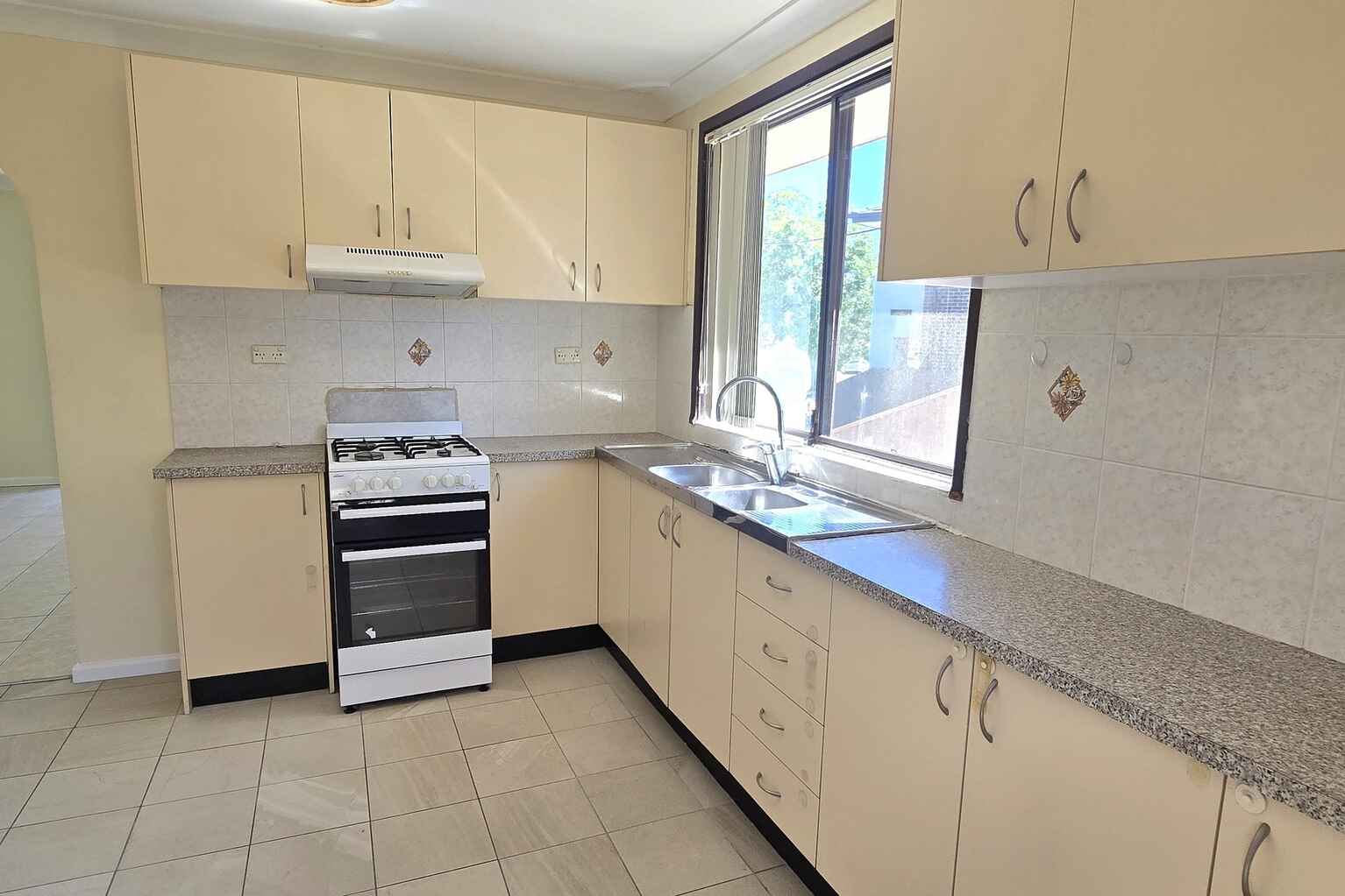 20 Chaucer Street Wetherill Park