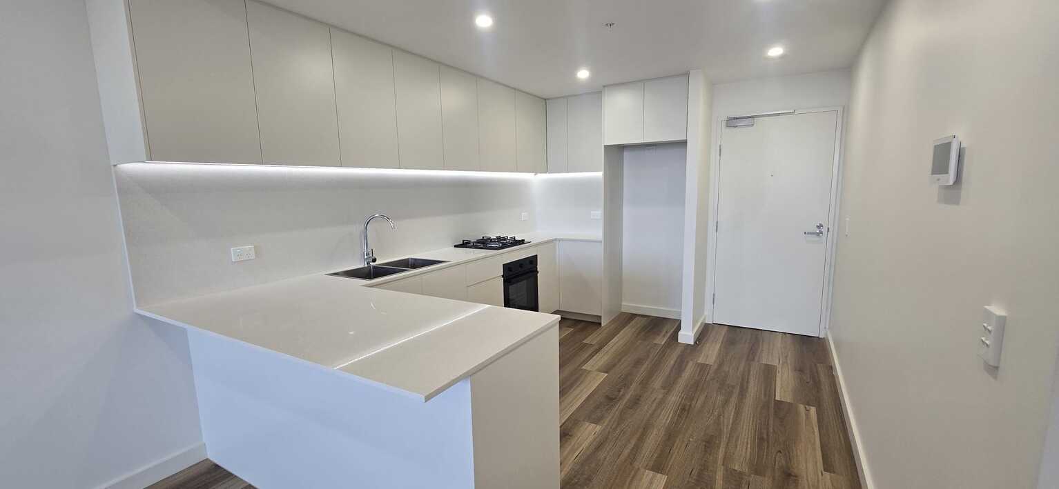 A503/8 The Crescent Fairfield