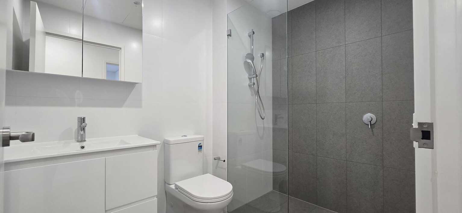 A503/8 The Crescent Fairfield