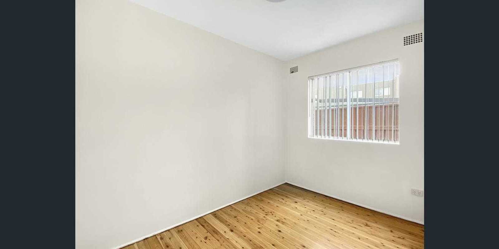 3/28 Flora Street Roselands