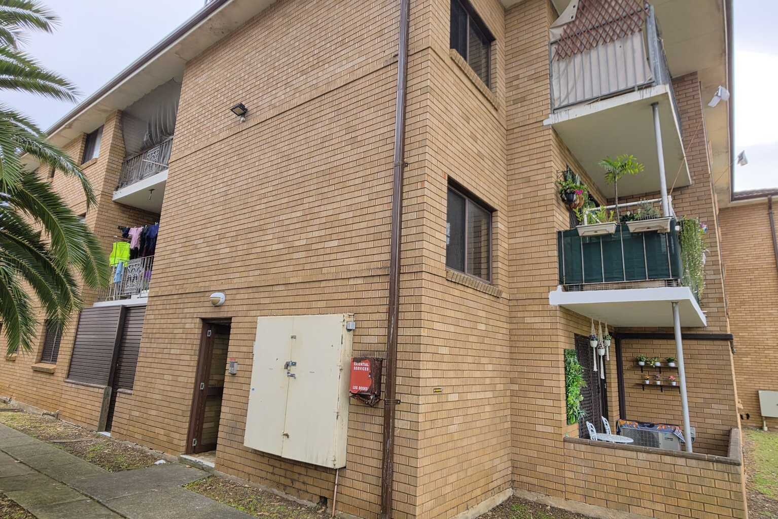 11/2 Pevensey Street Canley Vale