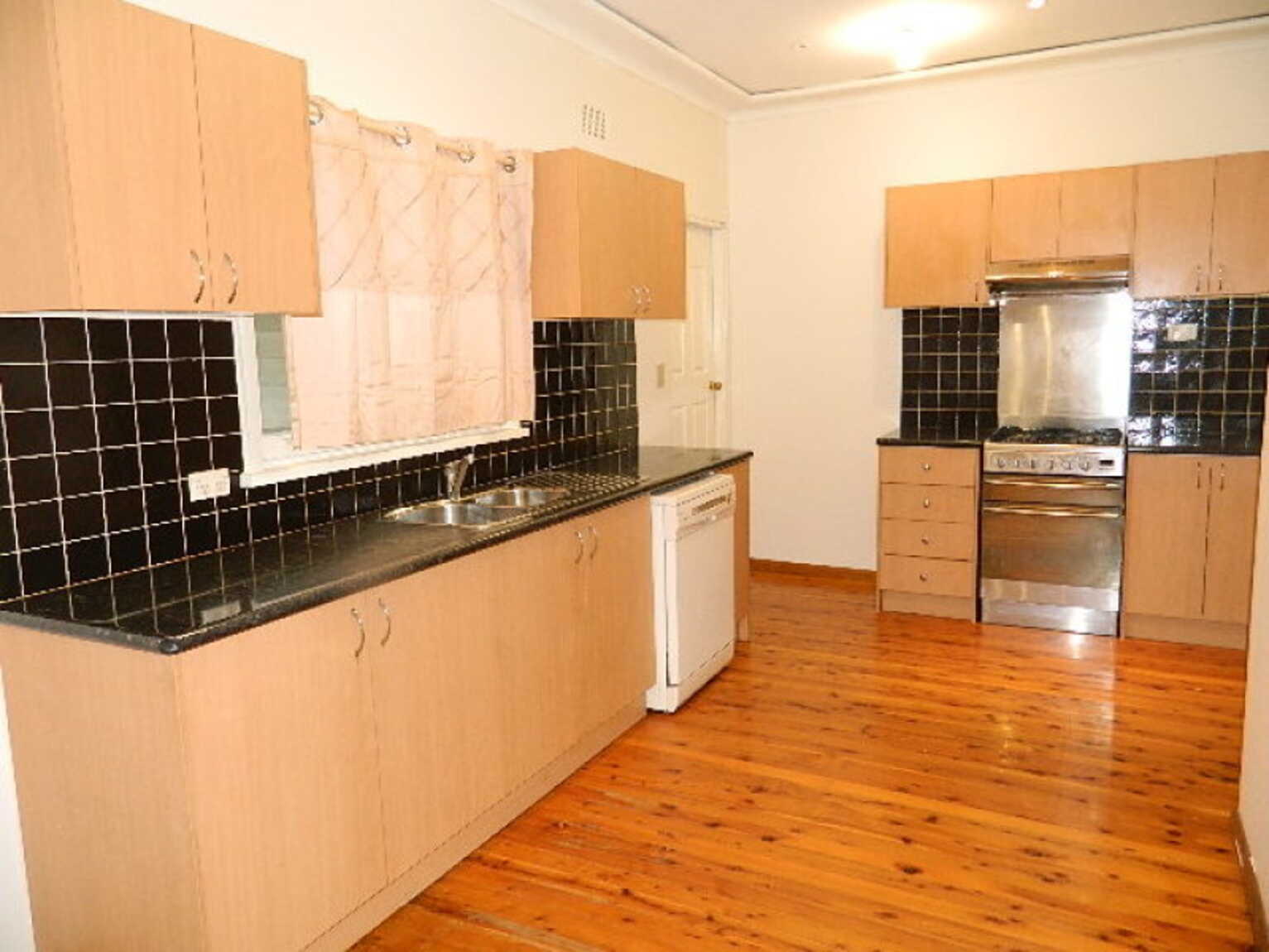 121 Webster Road Lurnea