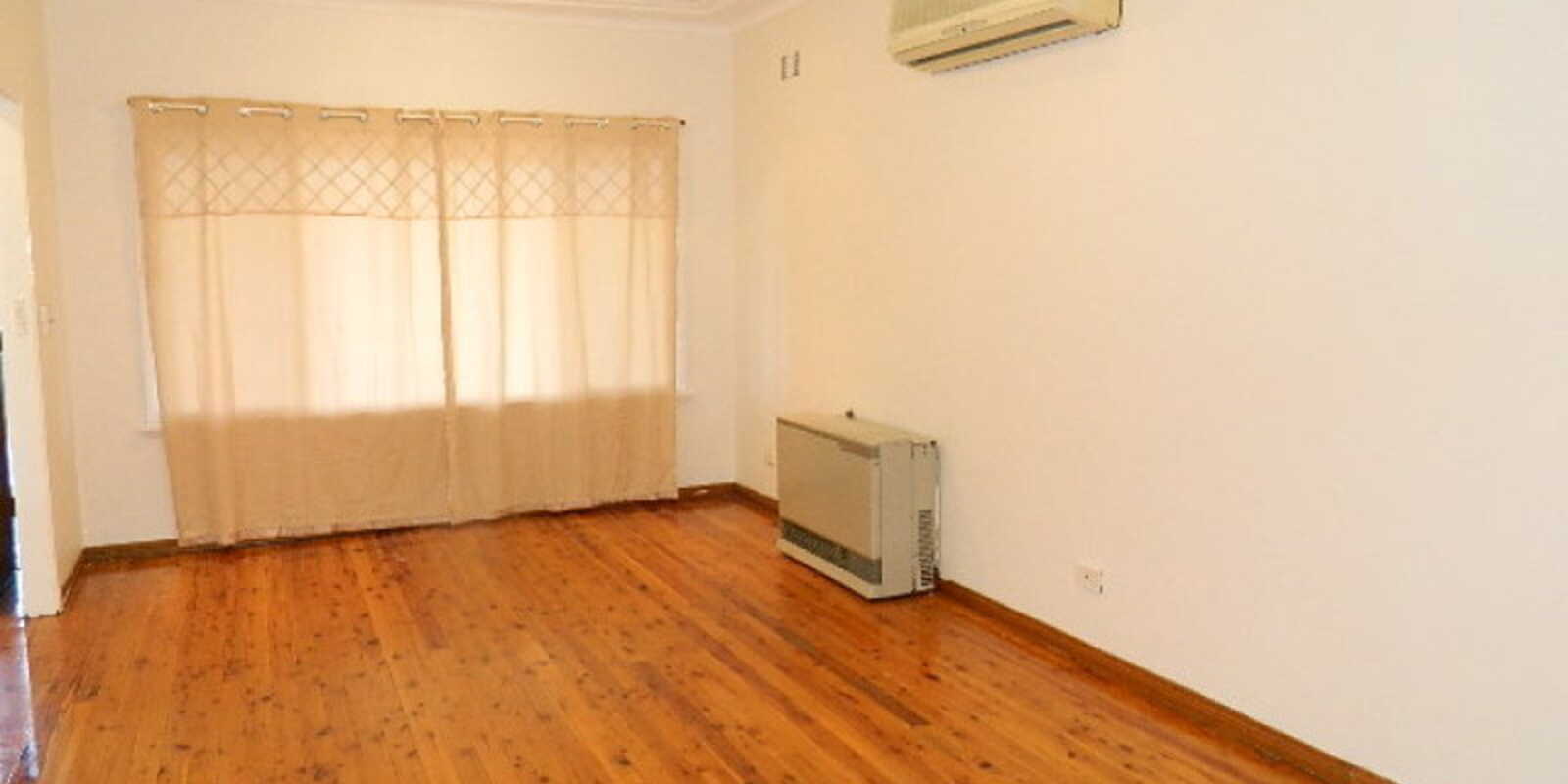 121 Webster Road Lurnea