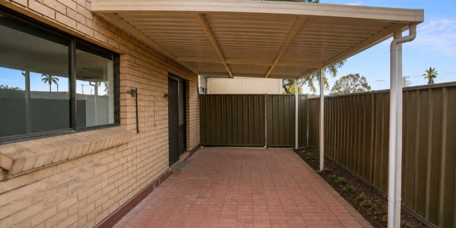 8/16 Hardy Street Fairfield