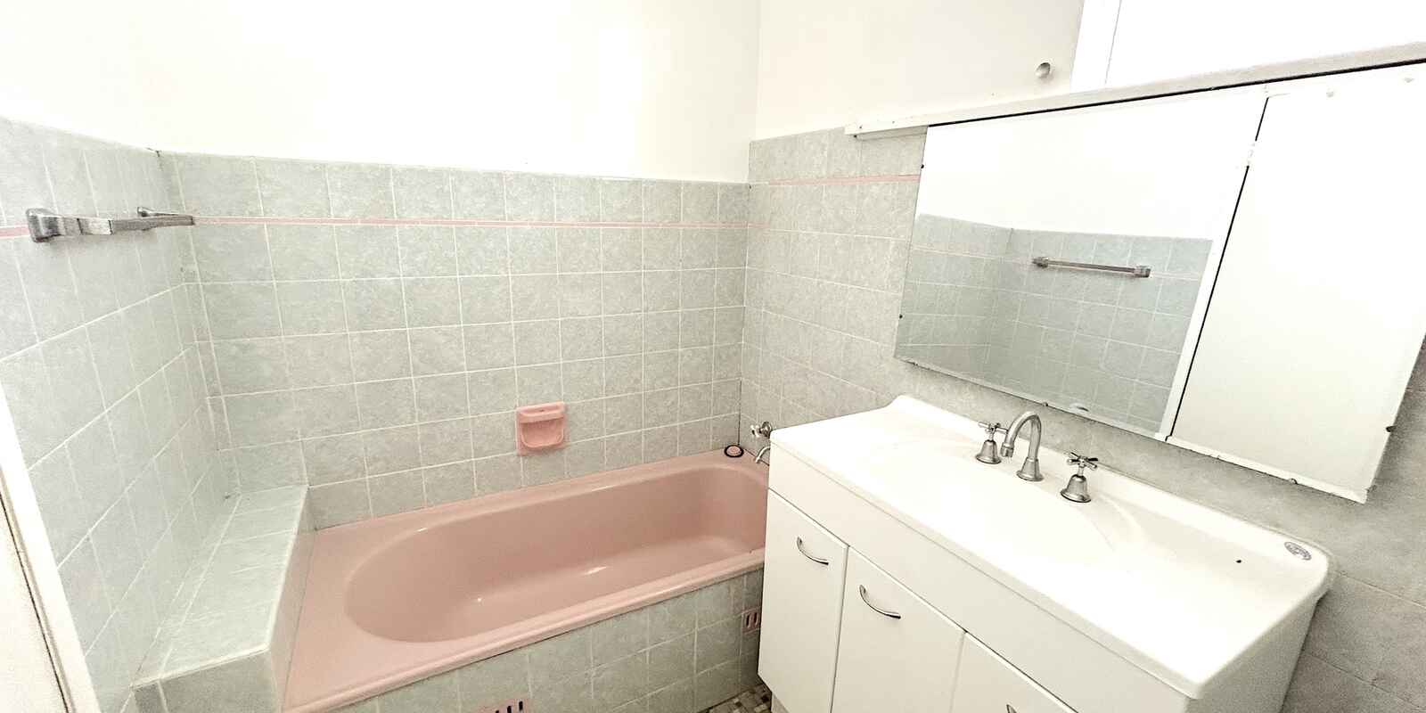 24 Whitling Avenue Castle Hill