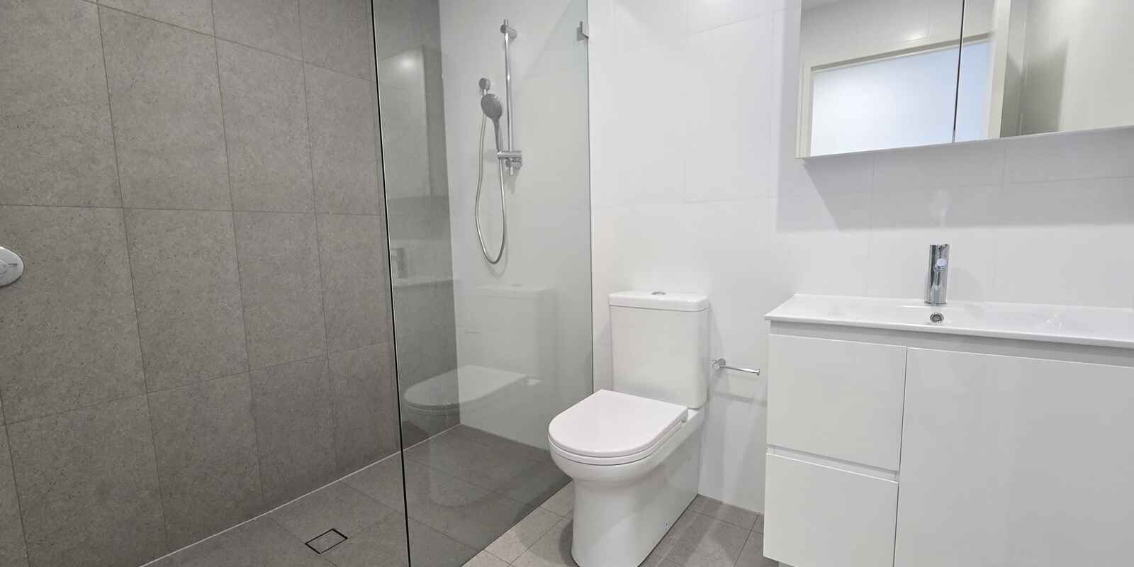 A801/8 The Crescent Fairfield A801/8 The Crescent Fairfield