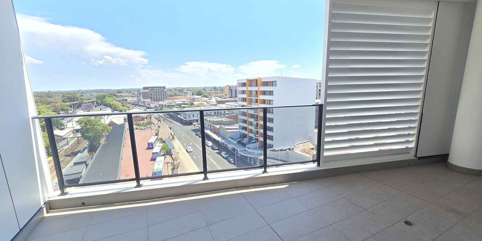 A802/8 The Crescent Fairfield A802/8 The Crescent Fairfield