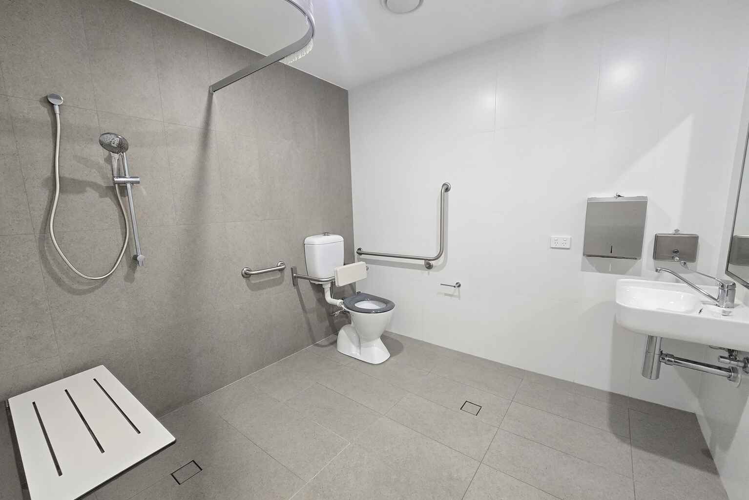 A802/8 The Crescent Fairfield A802/8 The Crescent Fairfield