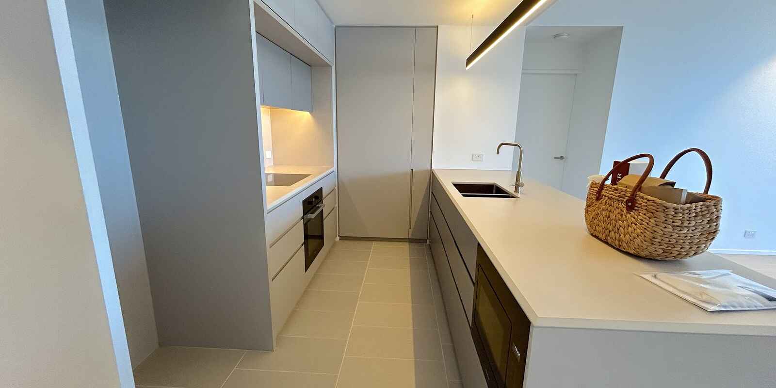 Level 10/1004/40 Solent Circuit Norwest Level 10/1004/40 Solent Circuit Norwest